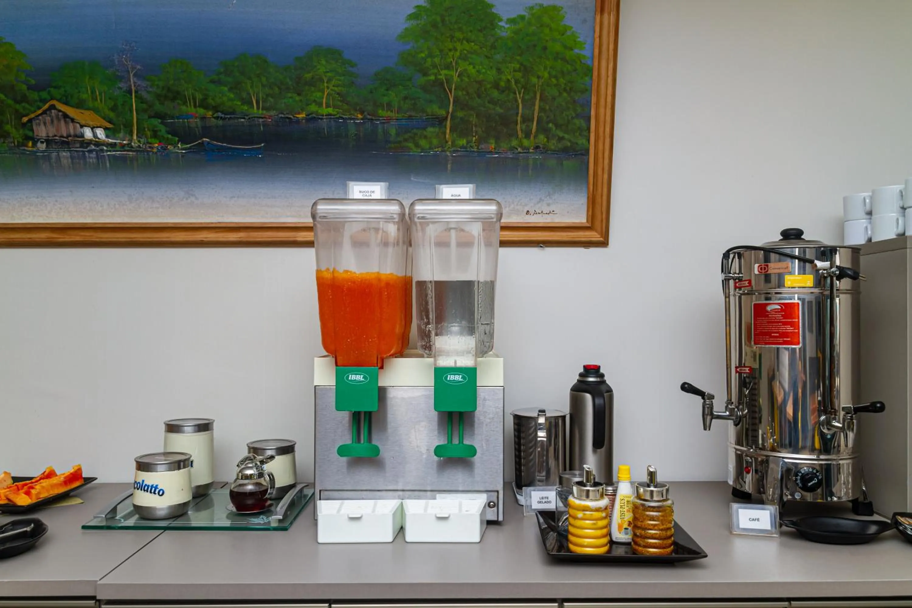 Breakfast in Pousada Maanaim Porto