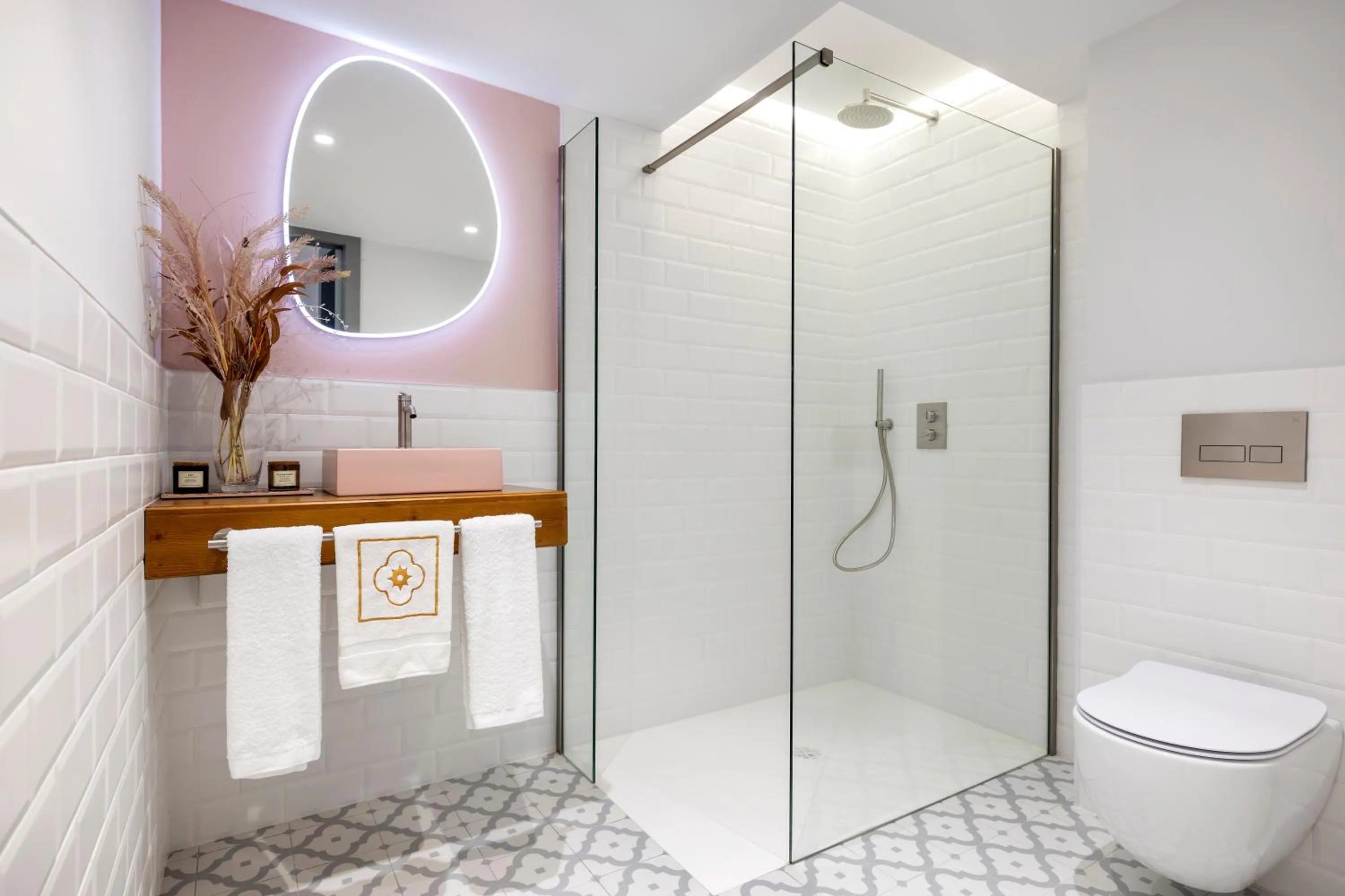 Shower in Cal Roure Boutique Hotel