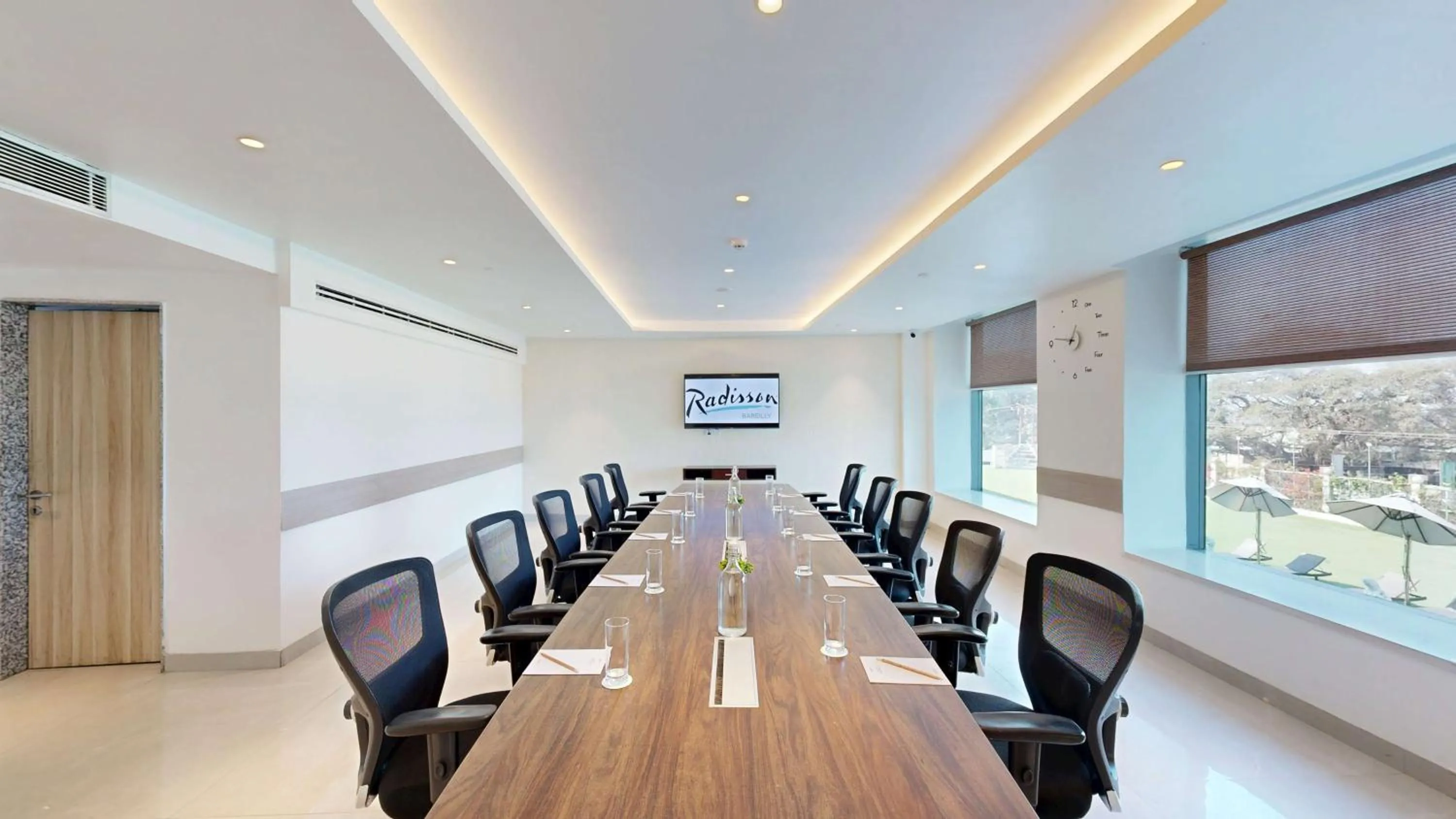 Meeting/conference room in Radisson Hotel Bareilly Airport