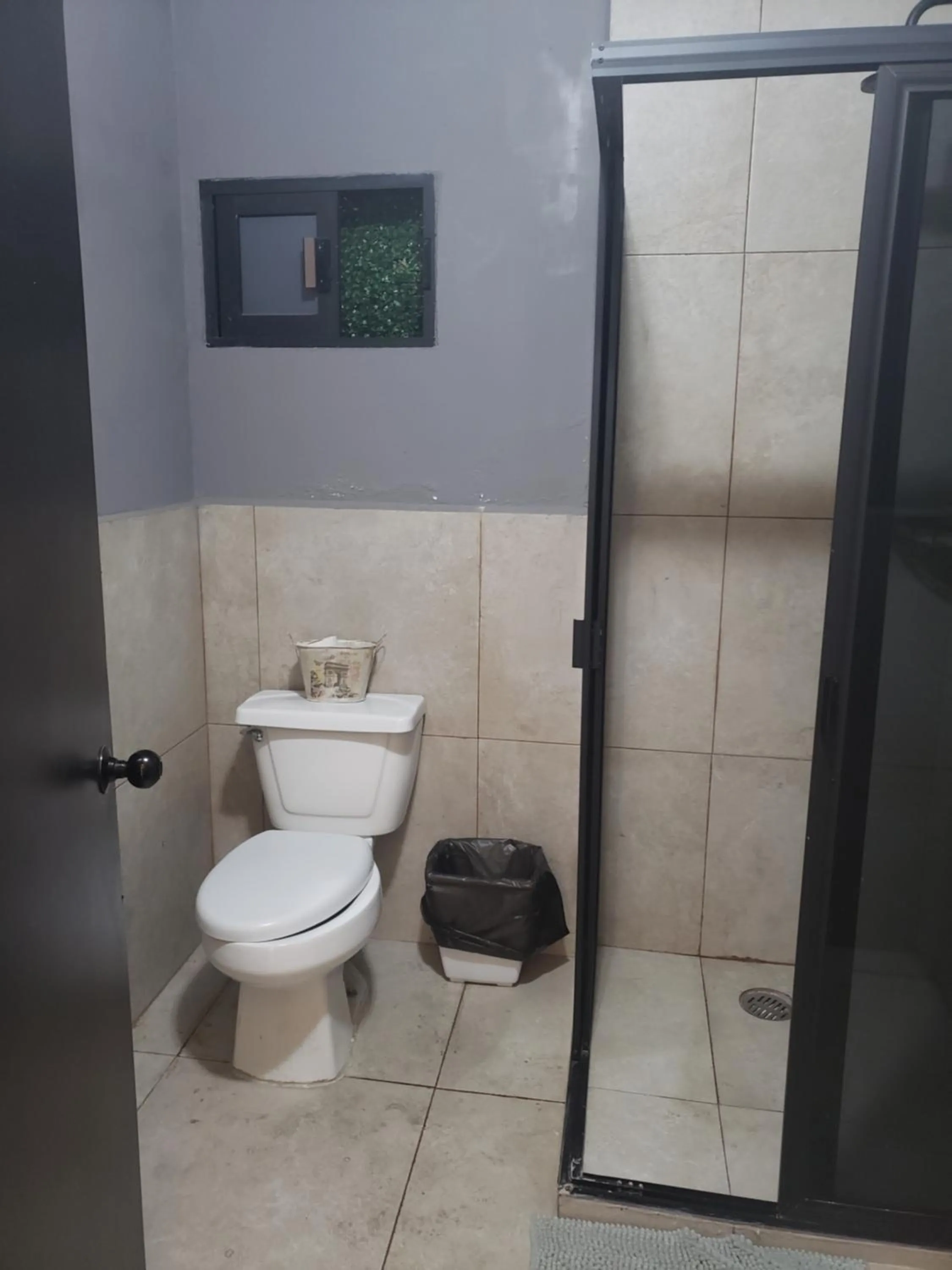 Bathroom in Singular Goldsmith