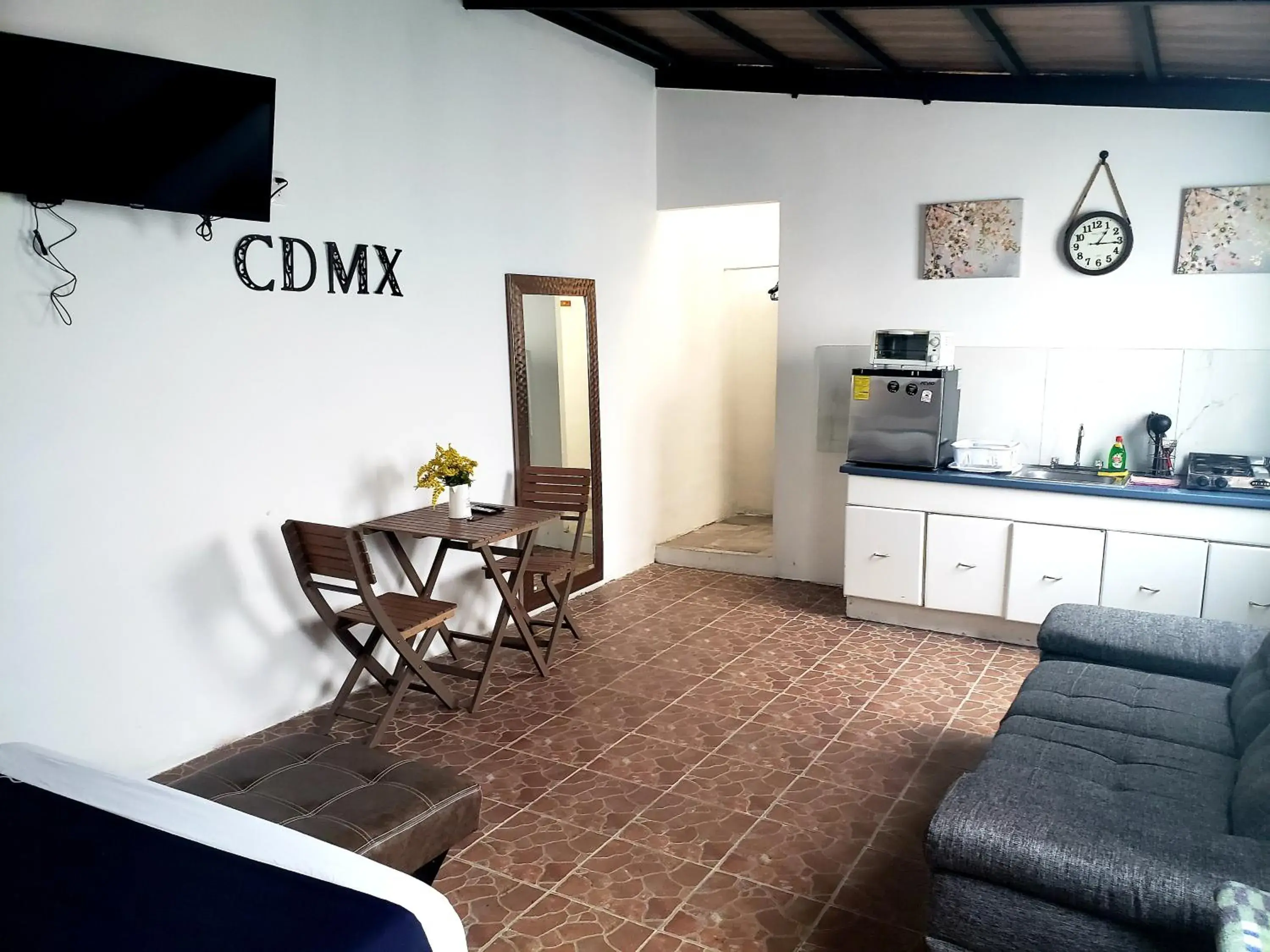 Photo of the whole room in Singular Goldsmith Photo of the whole room in Singular Goldsmith