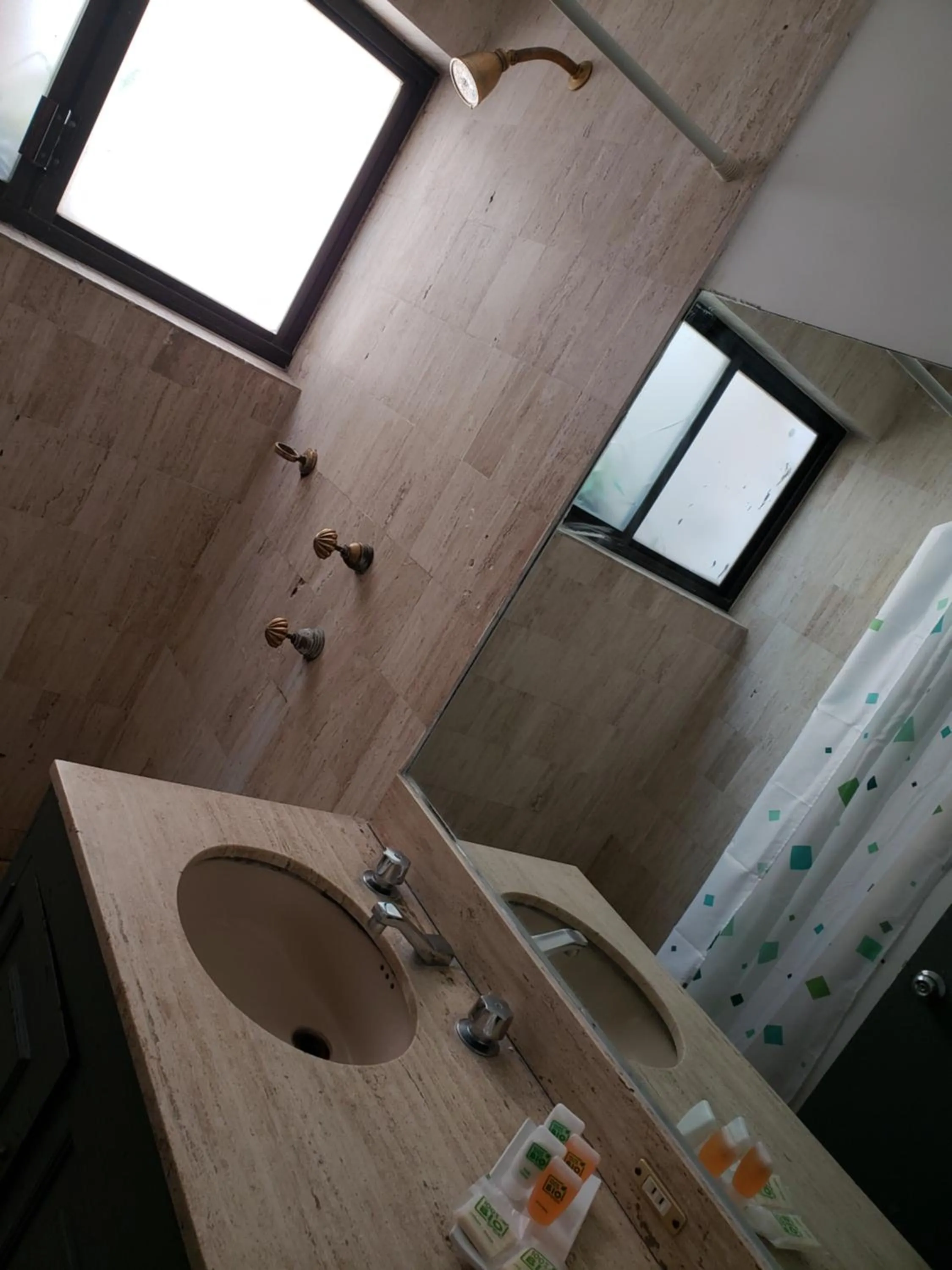 Bathroom in Singular Goldsmith