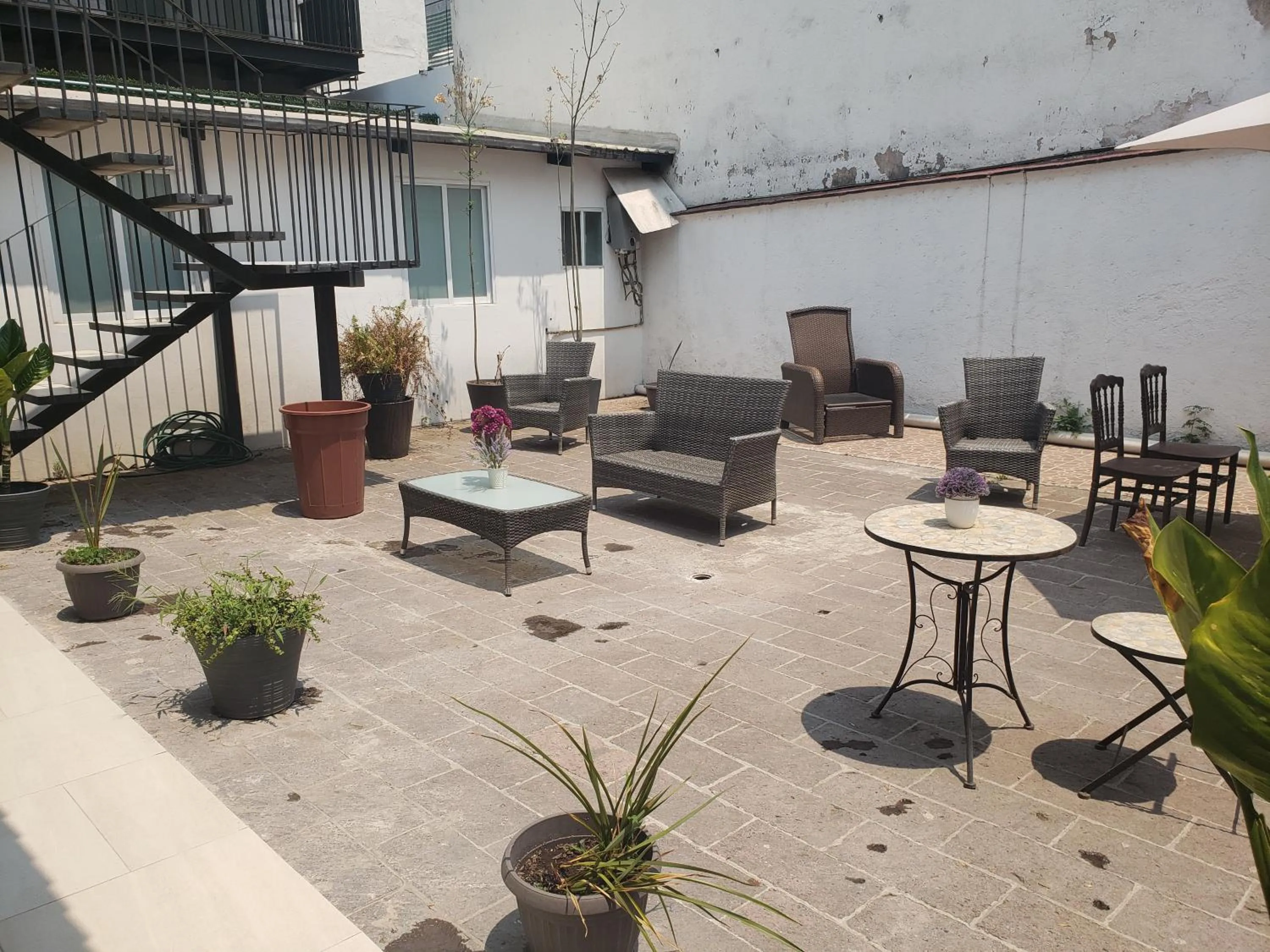 Patio in Singular Goldsmith