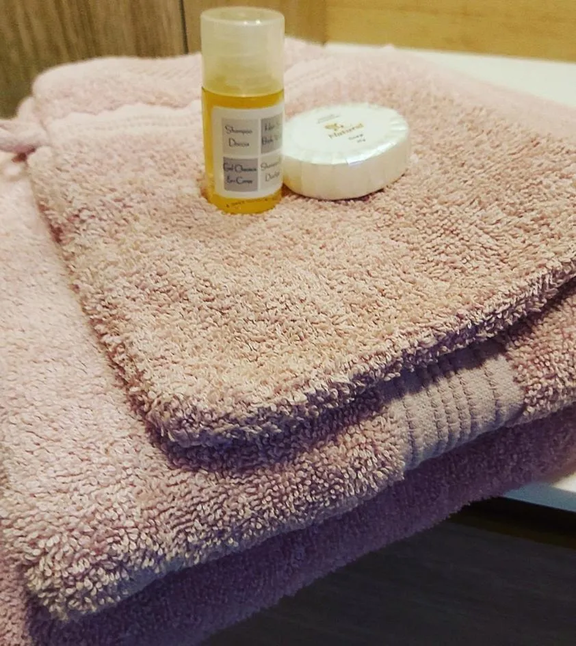 towels, Bed in De linderd