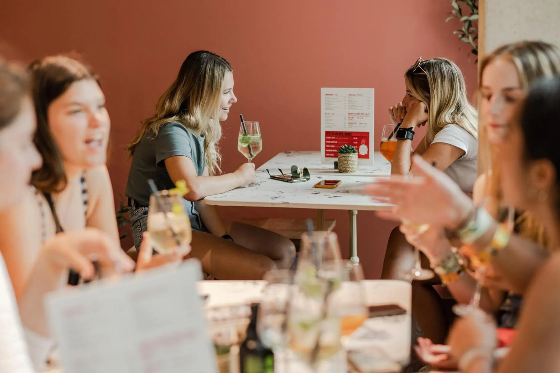 People in Wombat's City Hostel Munich Werksviertel