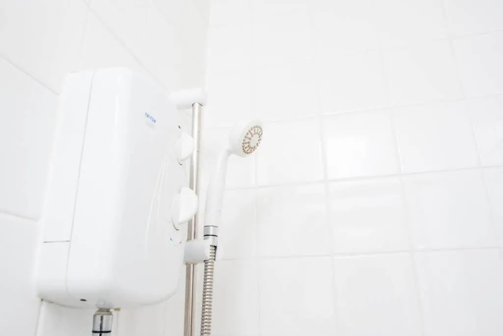 Newport house sleeps 9 - Mycityhaven