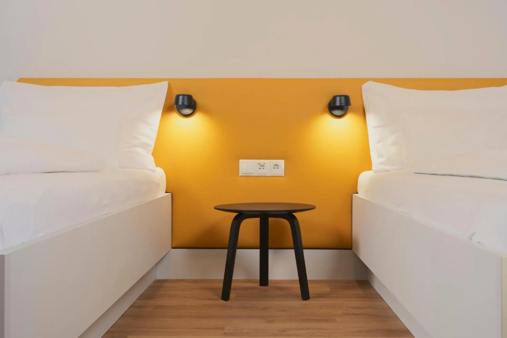 Photo of the whole room, Bed in H2O Hotel-Therme-Resort, 3 Sterne superior, für Familien mit Kindern