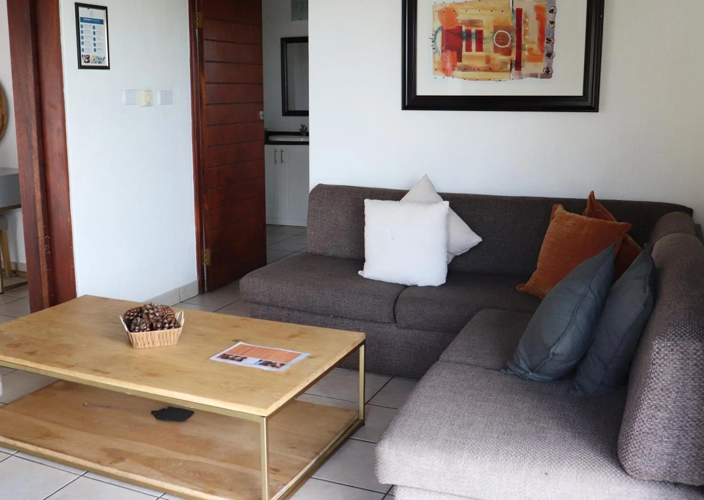 Living room in Mount Savannah Lodge by Dream Resorts