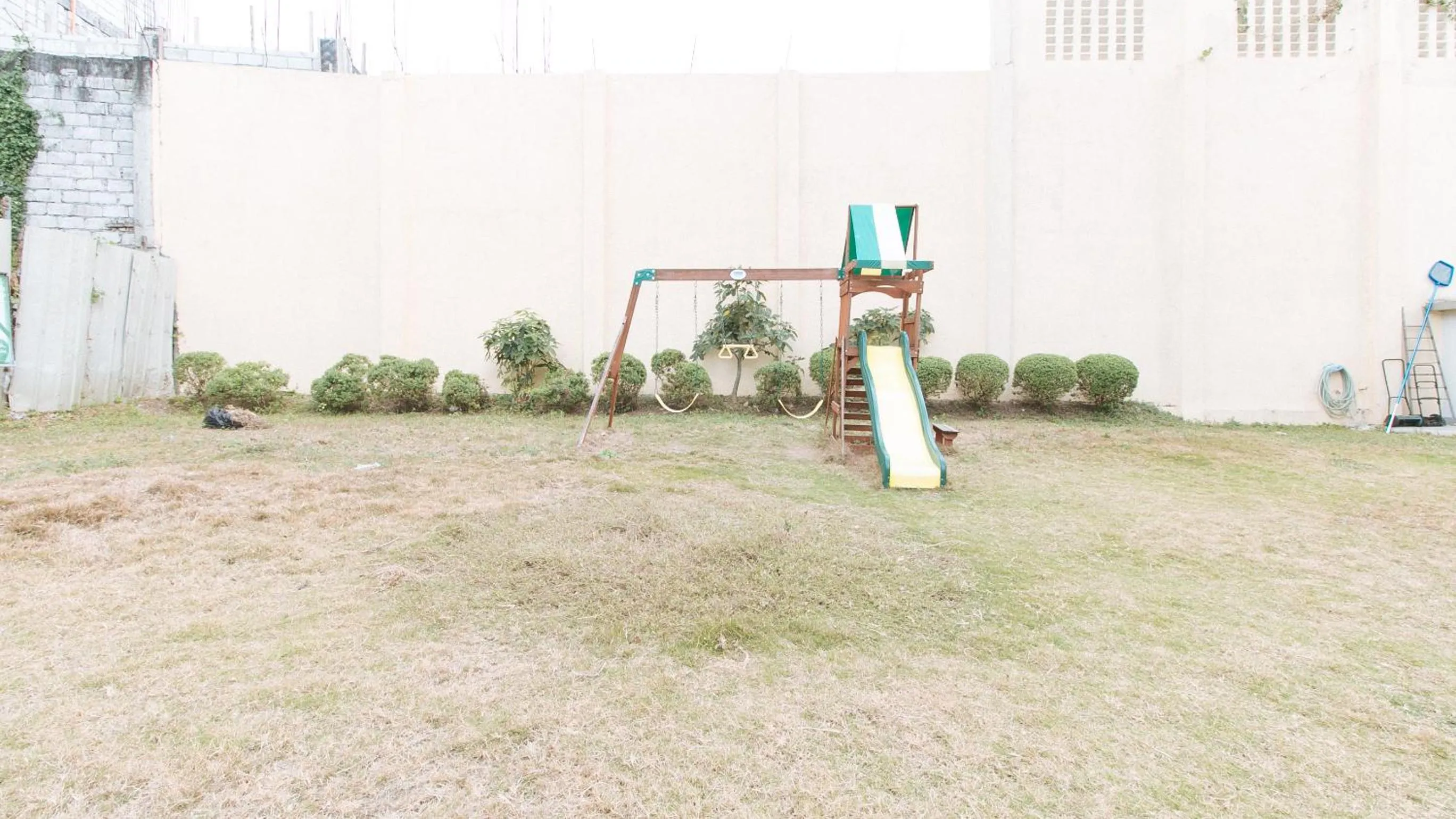Children play ground in RedDoorz Plus at Alpina Heights Paranaque