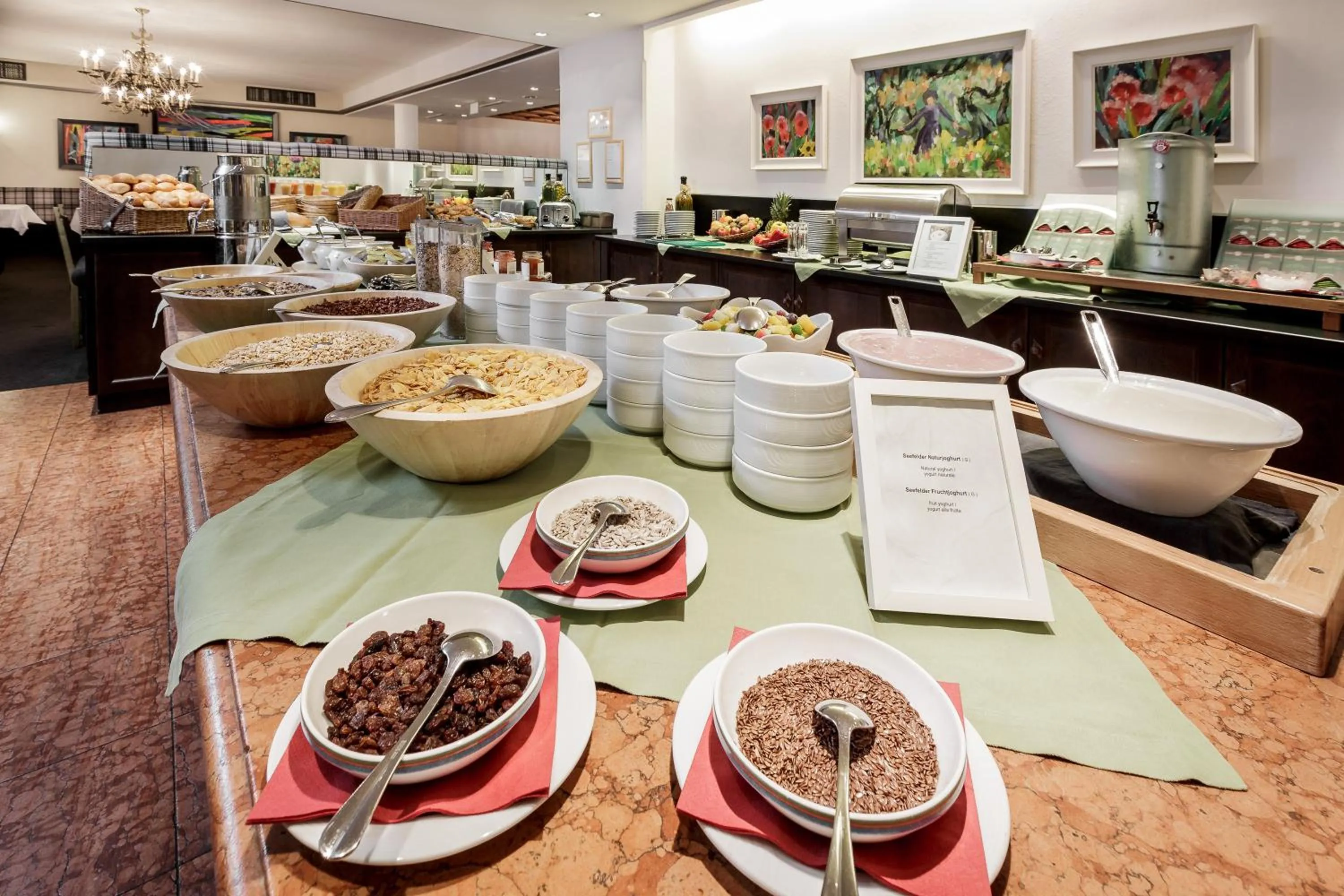 Buffet breakfast in Seefelds Bed & Breakfast