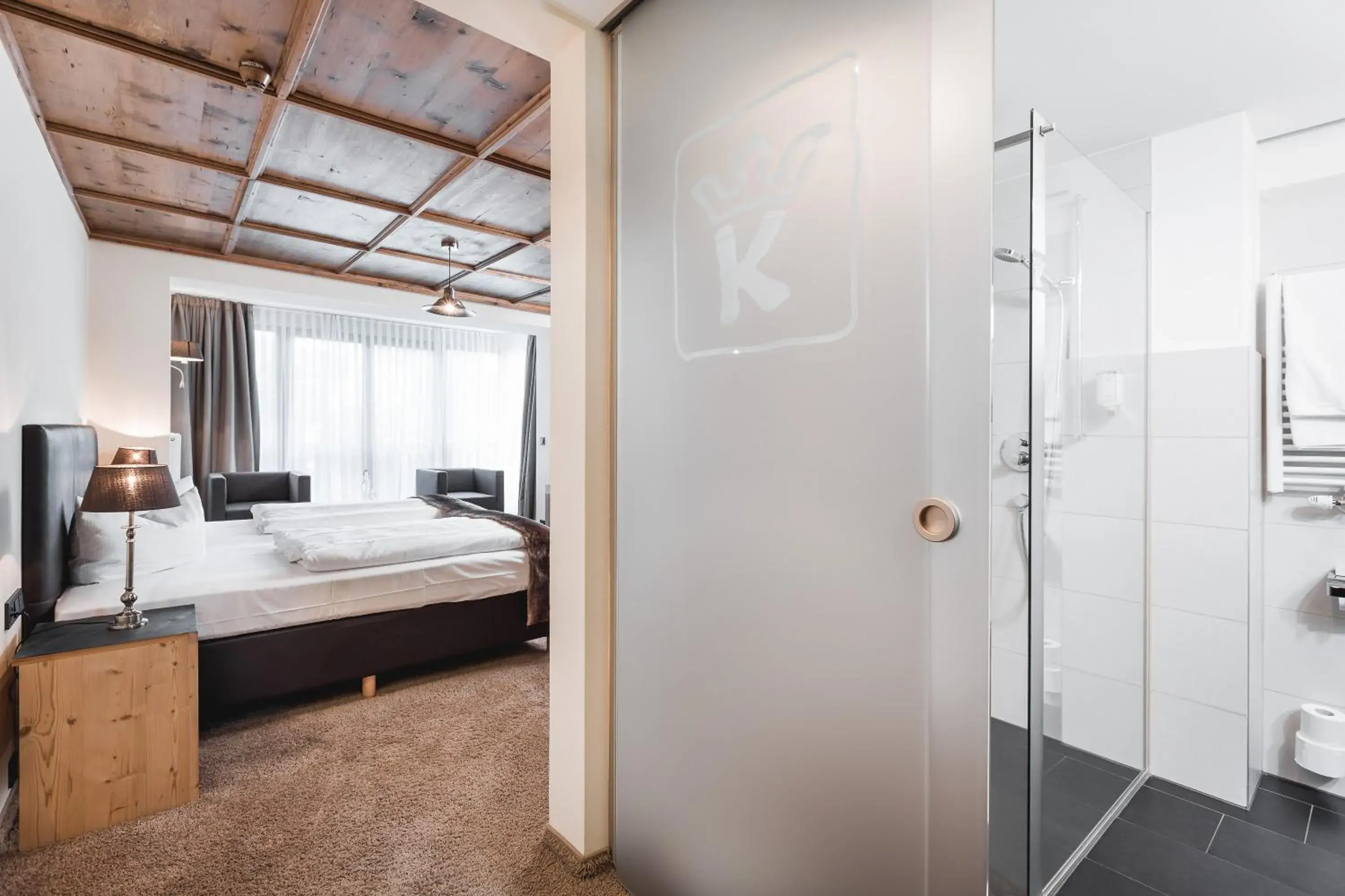 Photo of the whole room, Bed in Seefelds Bed & Breakfast Photo of the whole room, Bed in Seefelds Bed & Breakfast