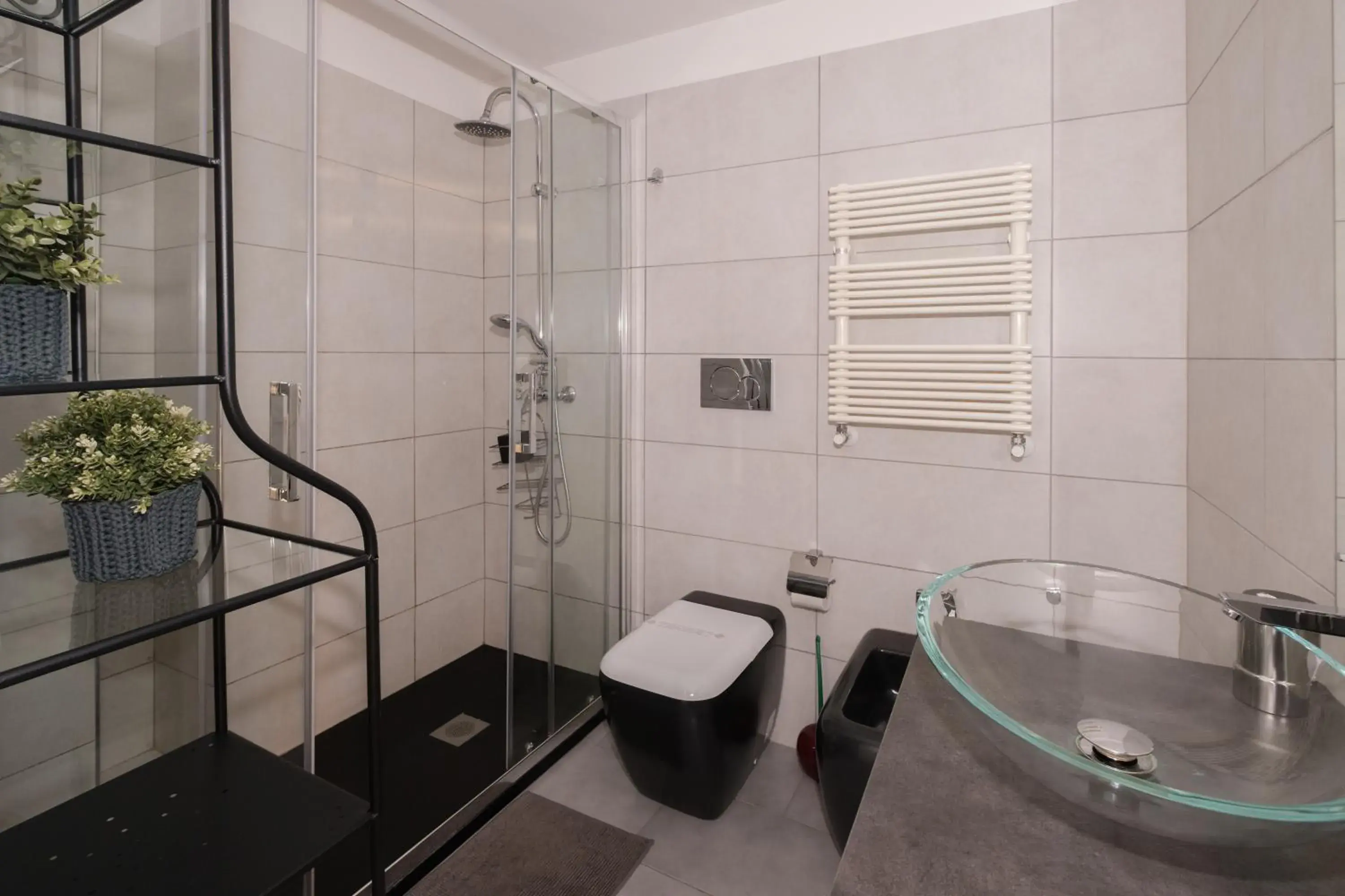 Bathroom in CconfortHotels Appartamento Cavour Bathroom in CconfortHotels Appartamento Cavour