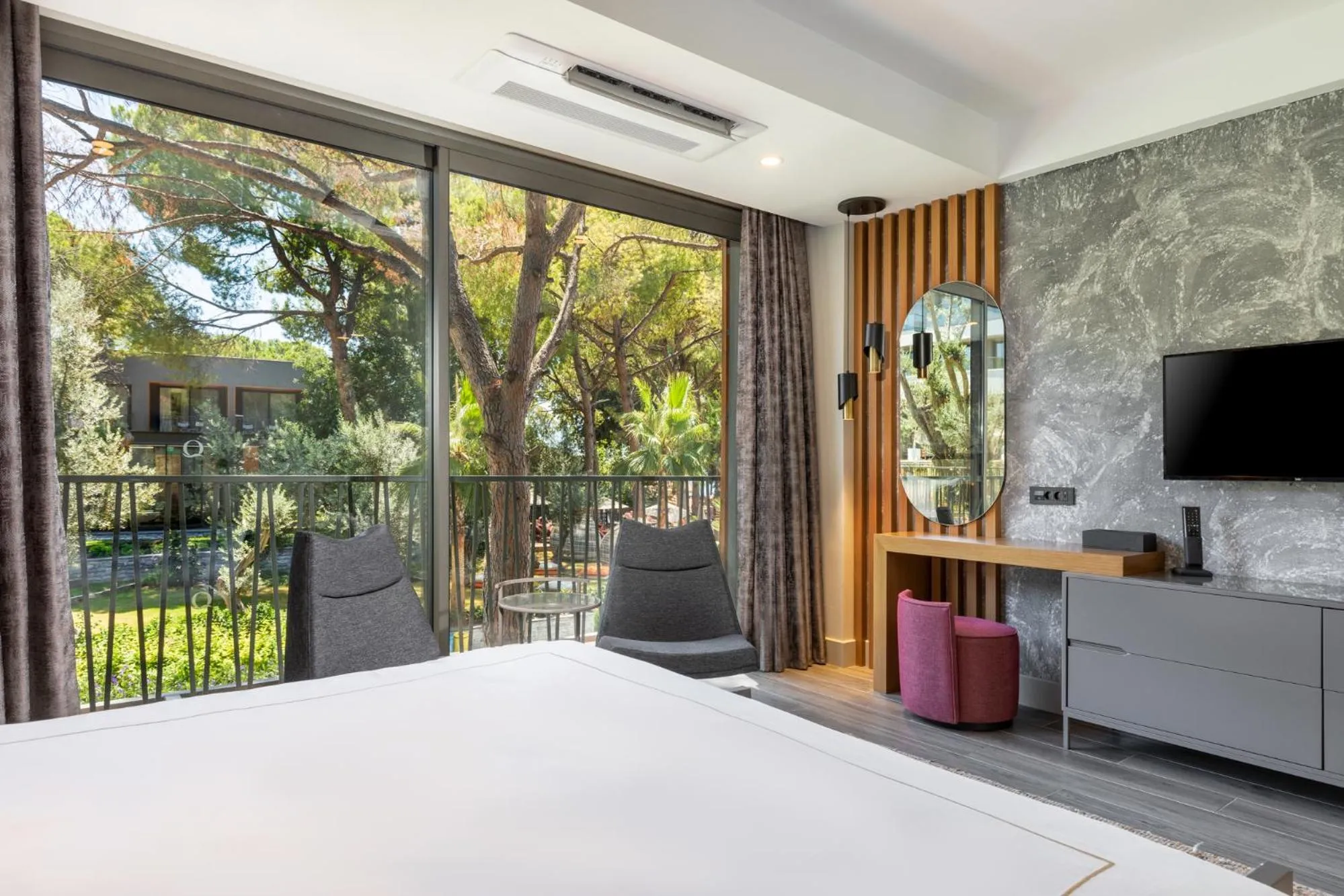 View (from property/room), Bed in Unique Life Style Hotel