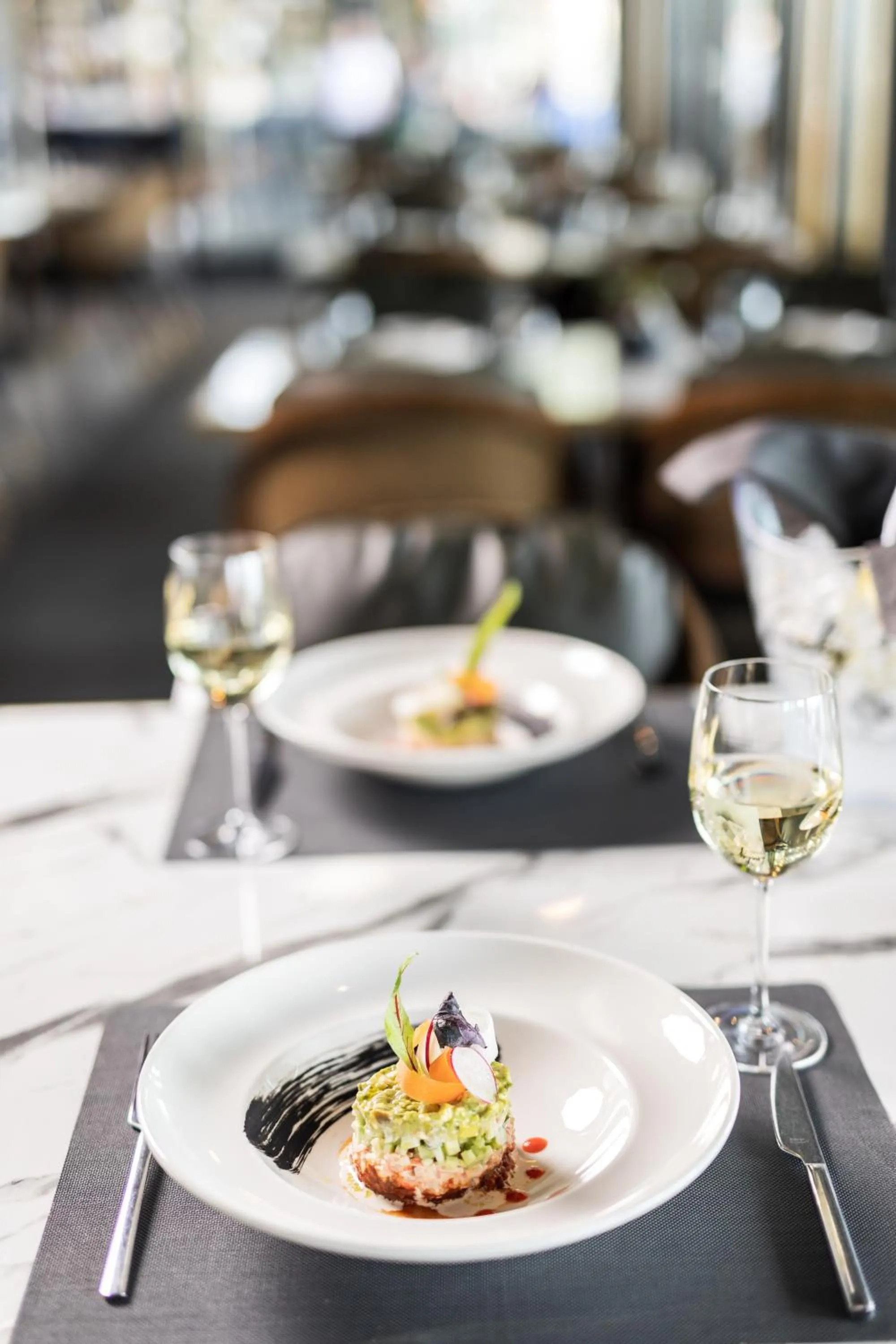 Restaurant/places to eat in Unique Life Style Hotel