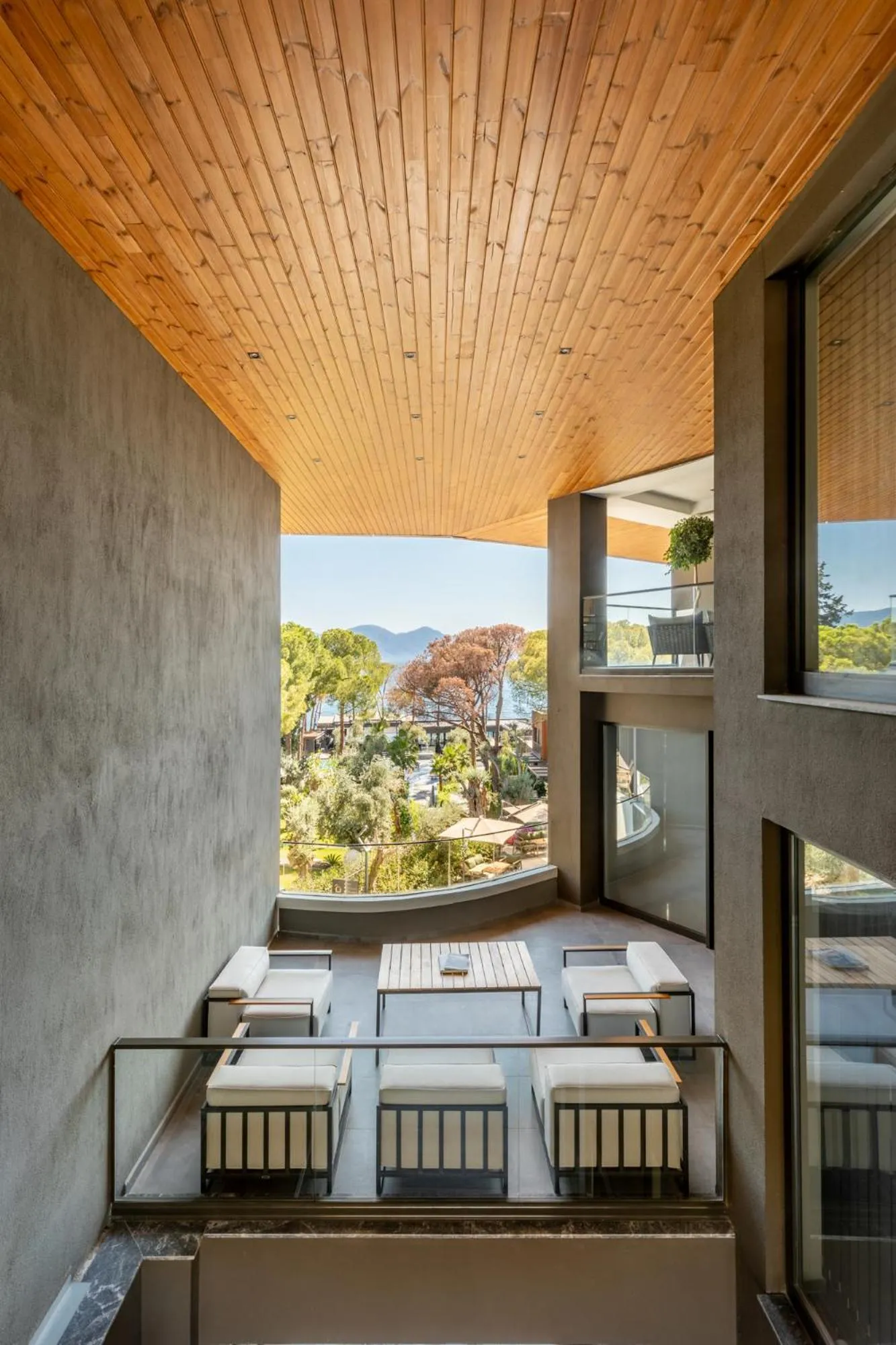 Balcony/Terrace, Bed in Unique Life Style Hotel