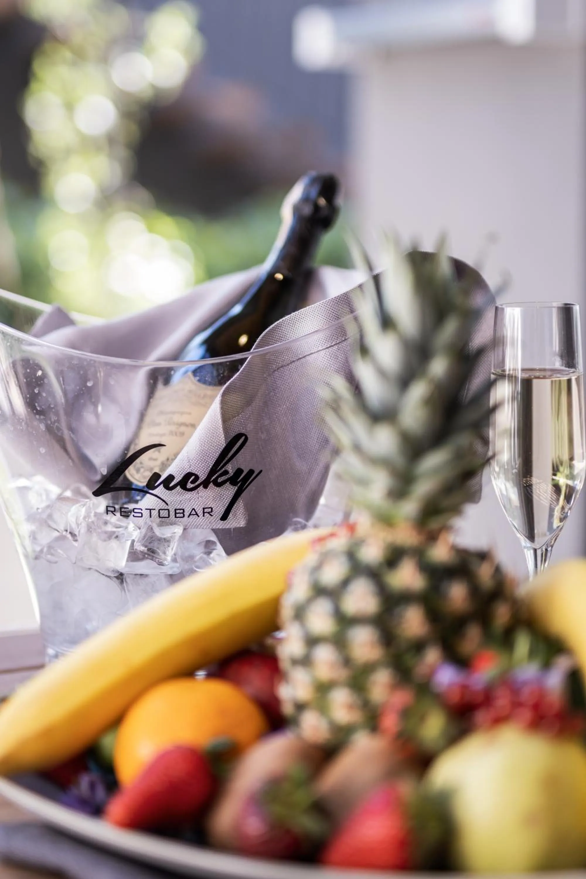 Food and drinks in Unique Life Style Hotel