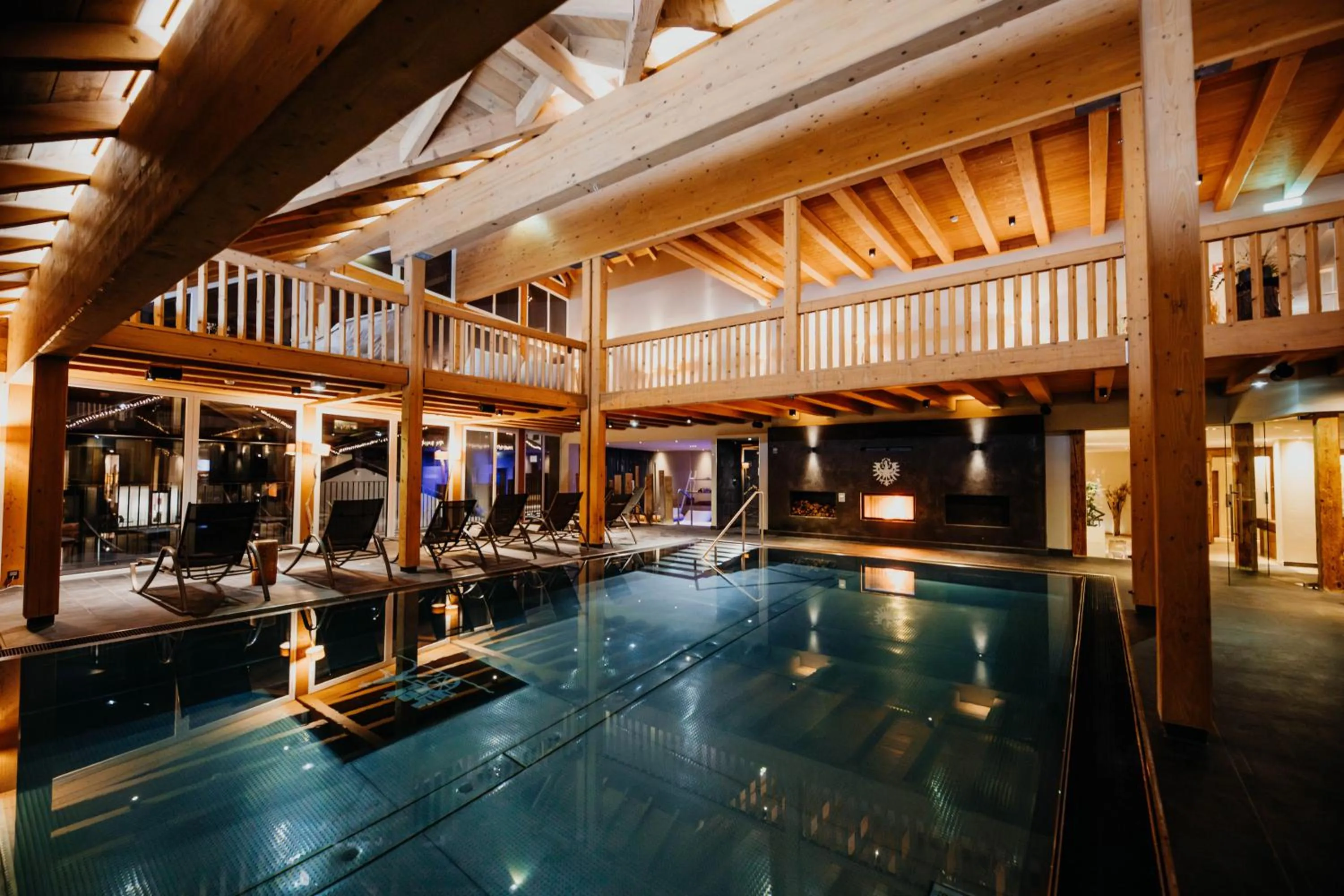 Swimming pool in Post Seefeld - Wellnesshotel Tirol
