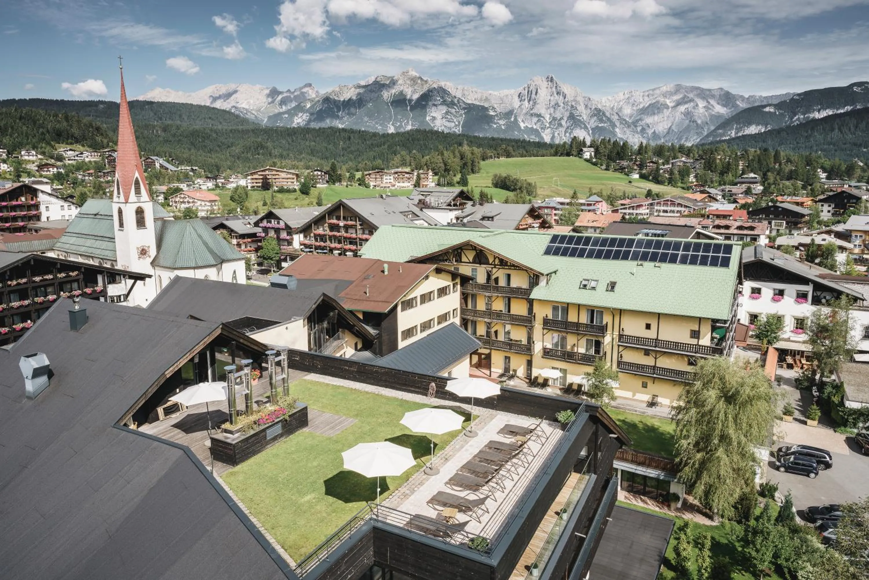 Property building in Post Seefeld - Wellnesshotel Tirol