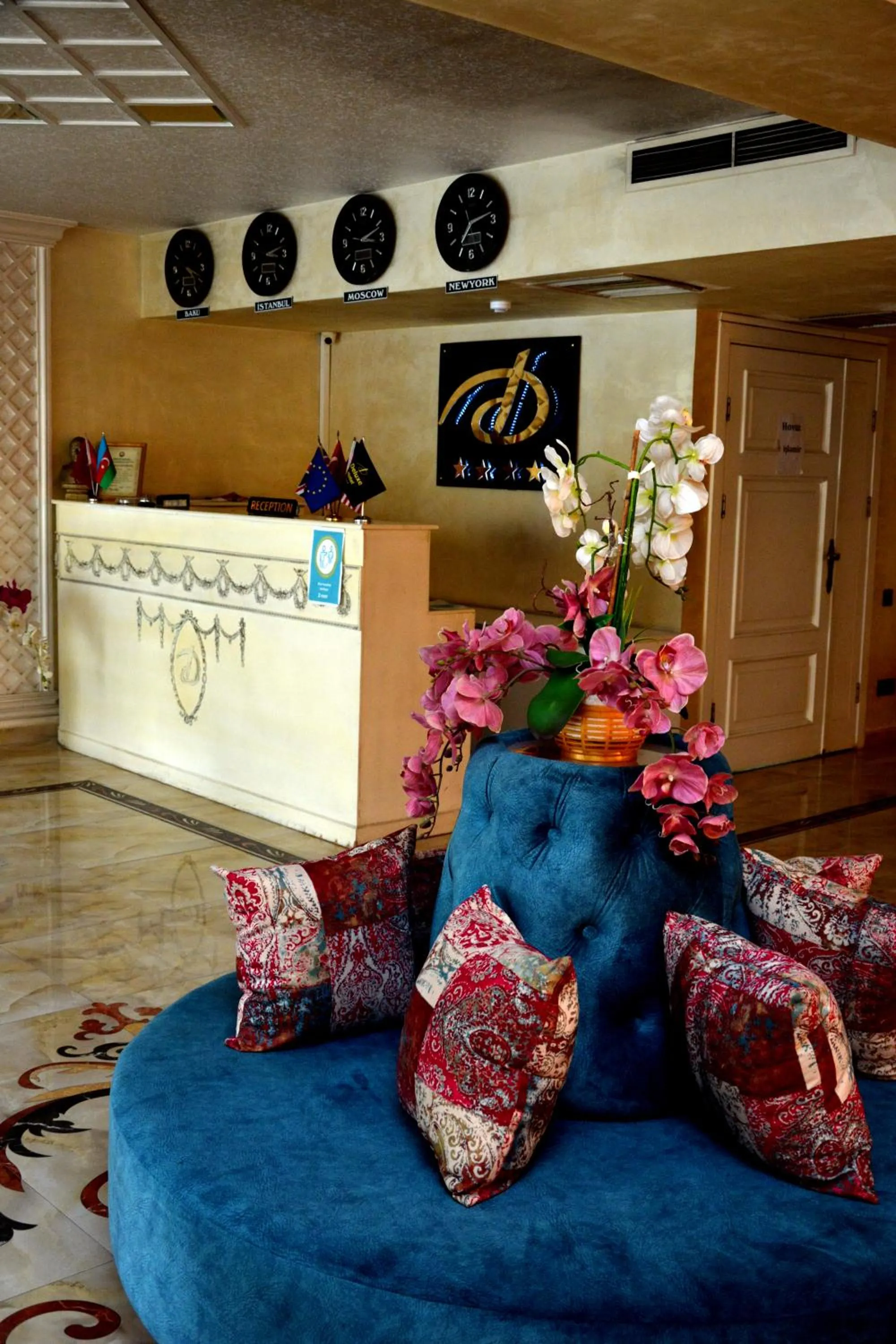 Lobby or reception in Deluxe Hotel Ganja