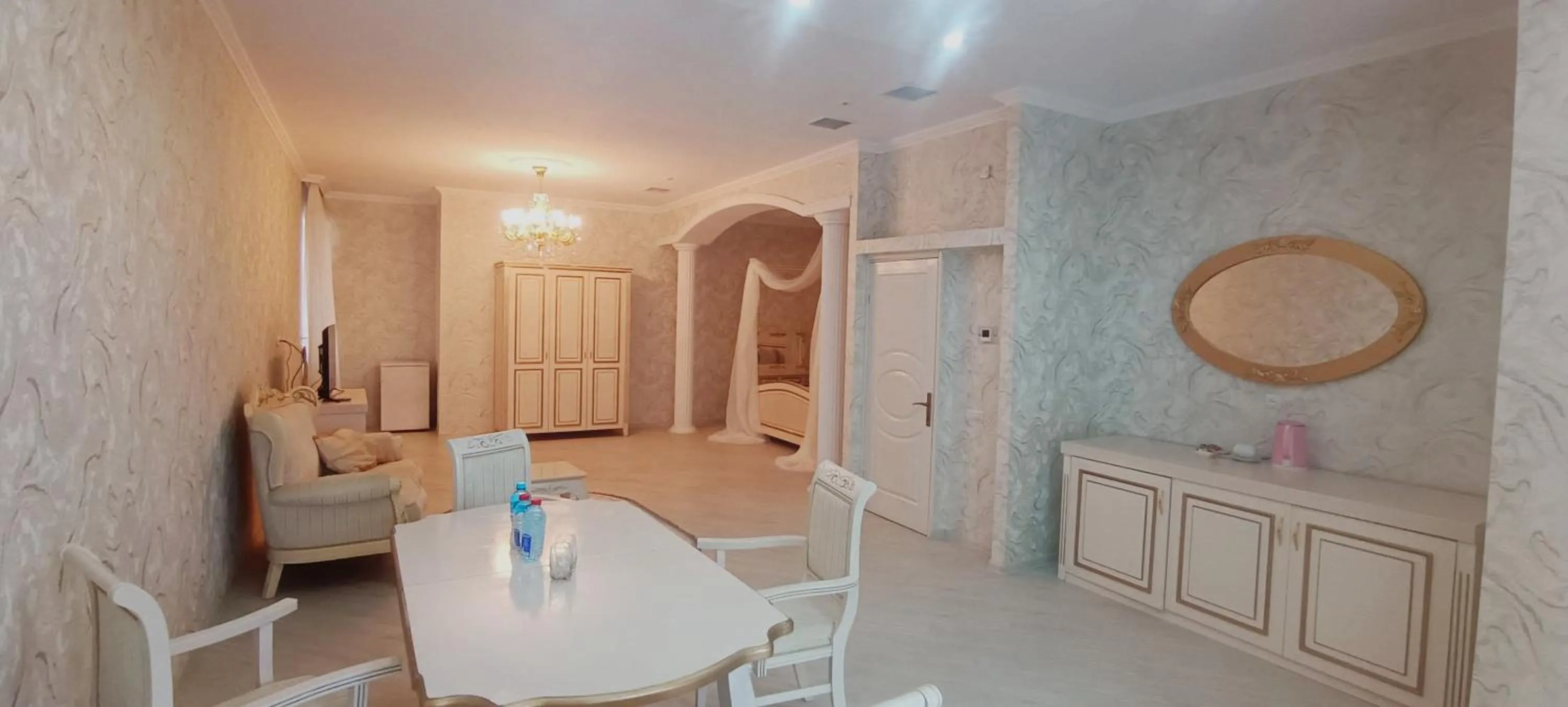 Living room in Deluxe Hotel Ganja