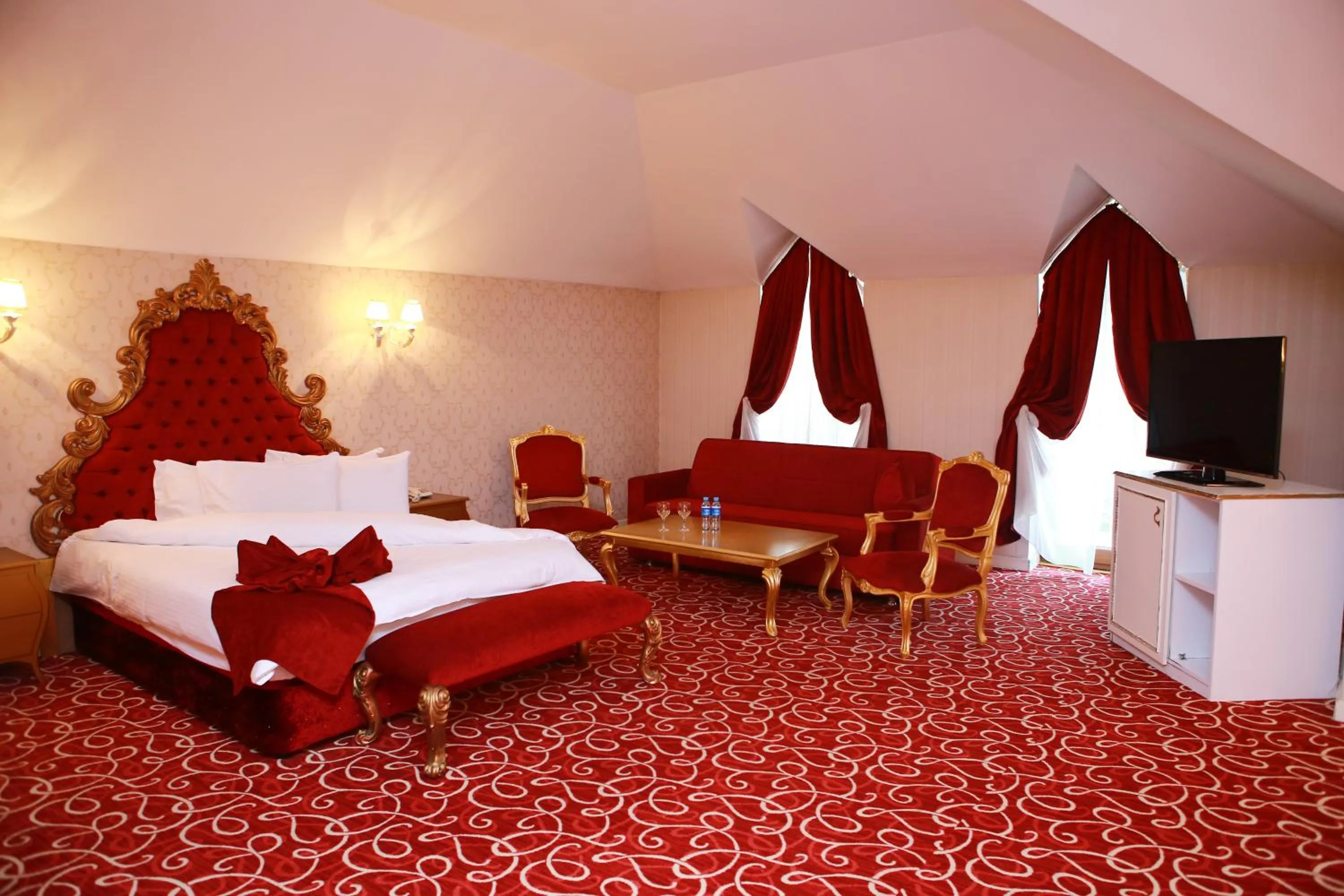 Bed in Deluxe Hotel Ganja