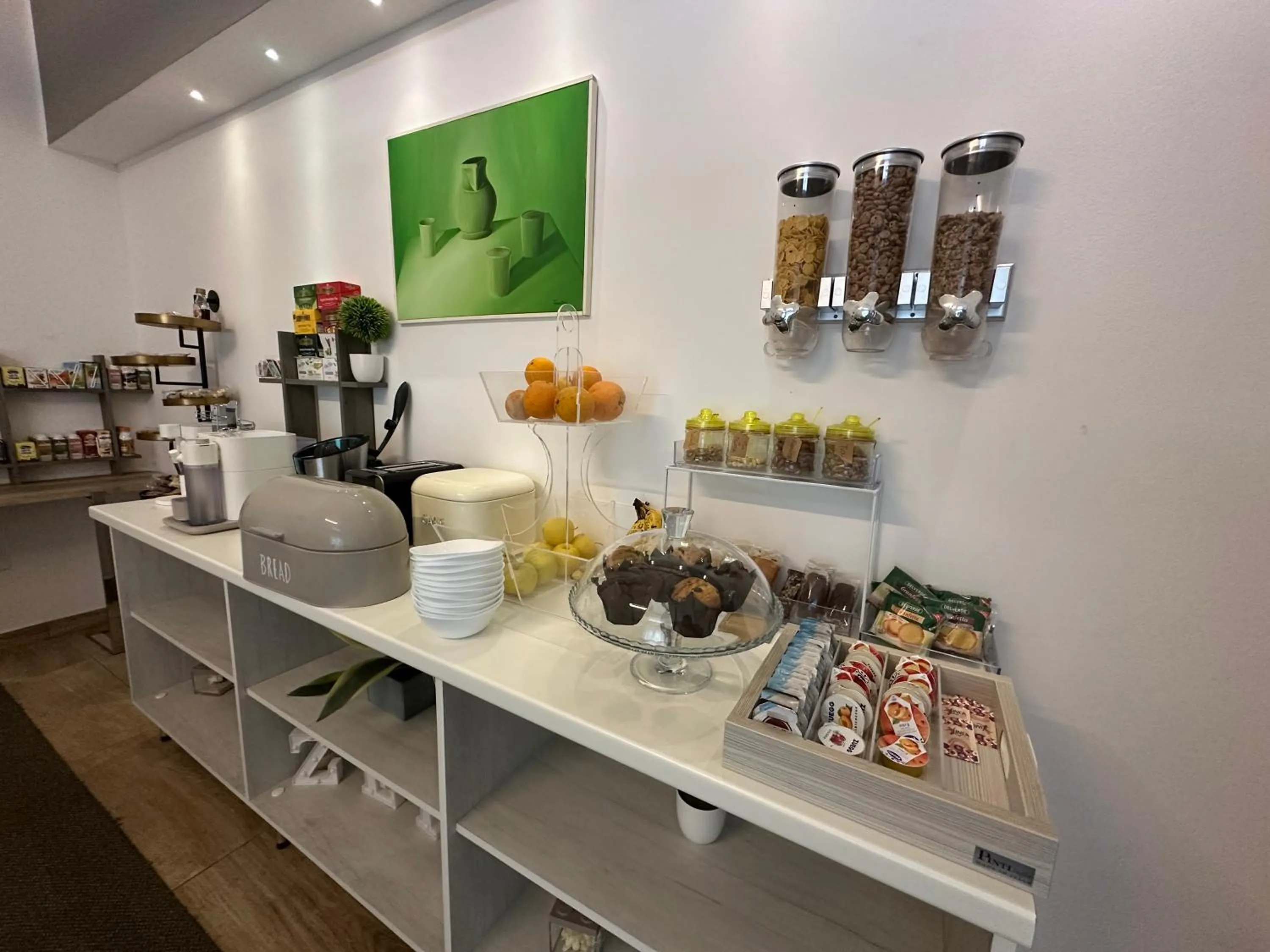 Breakfast in Zeta Rooms