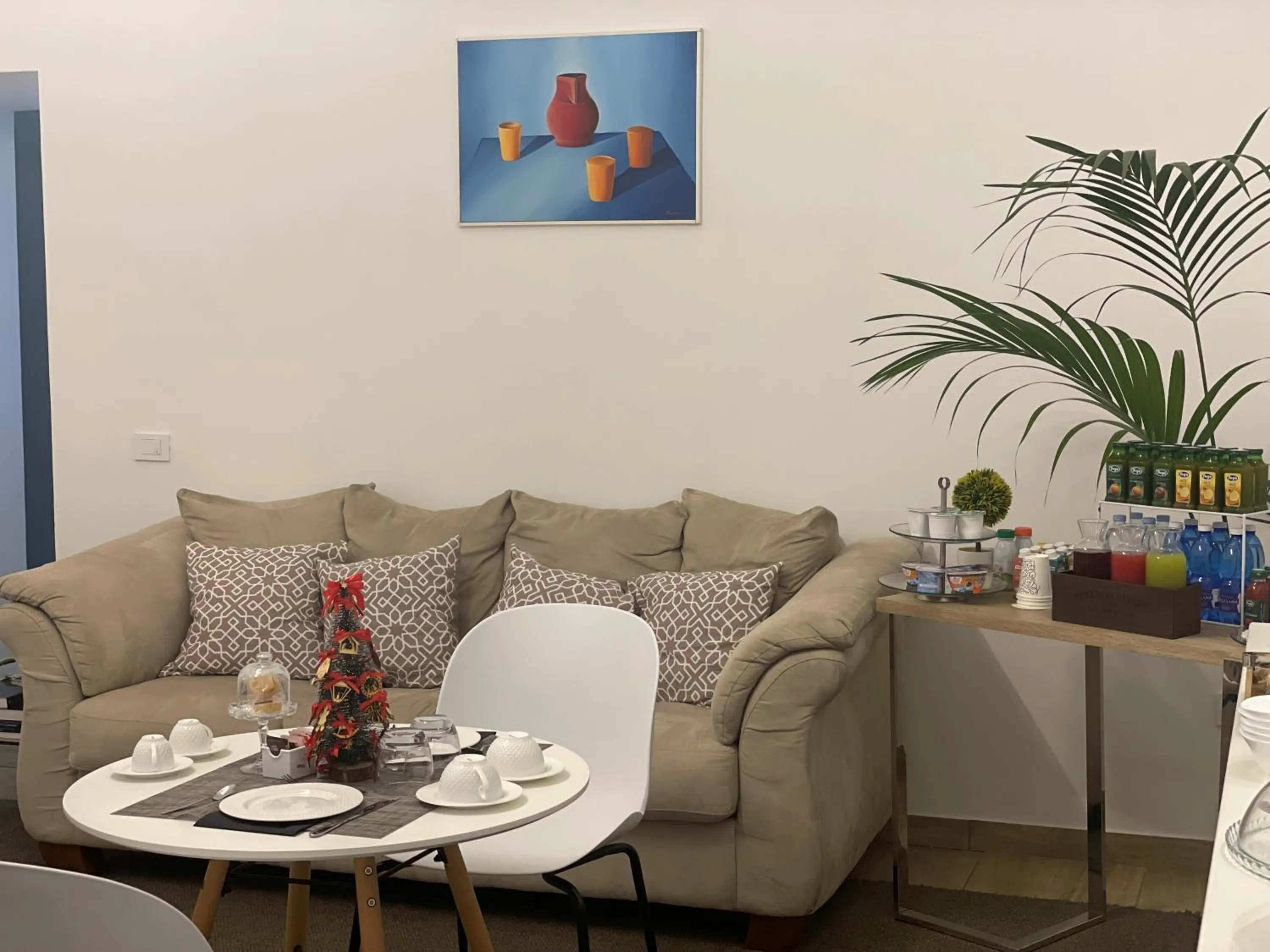 Breakfast in Zeta Rooms