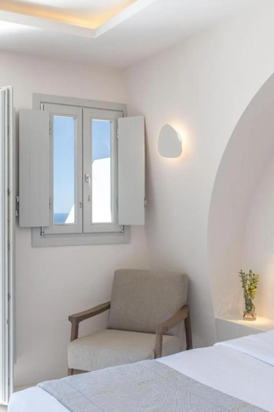 Bed in Akra Suites & Spa