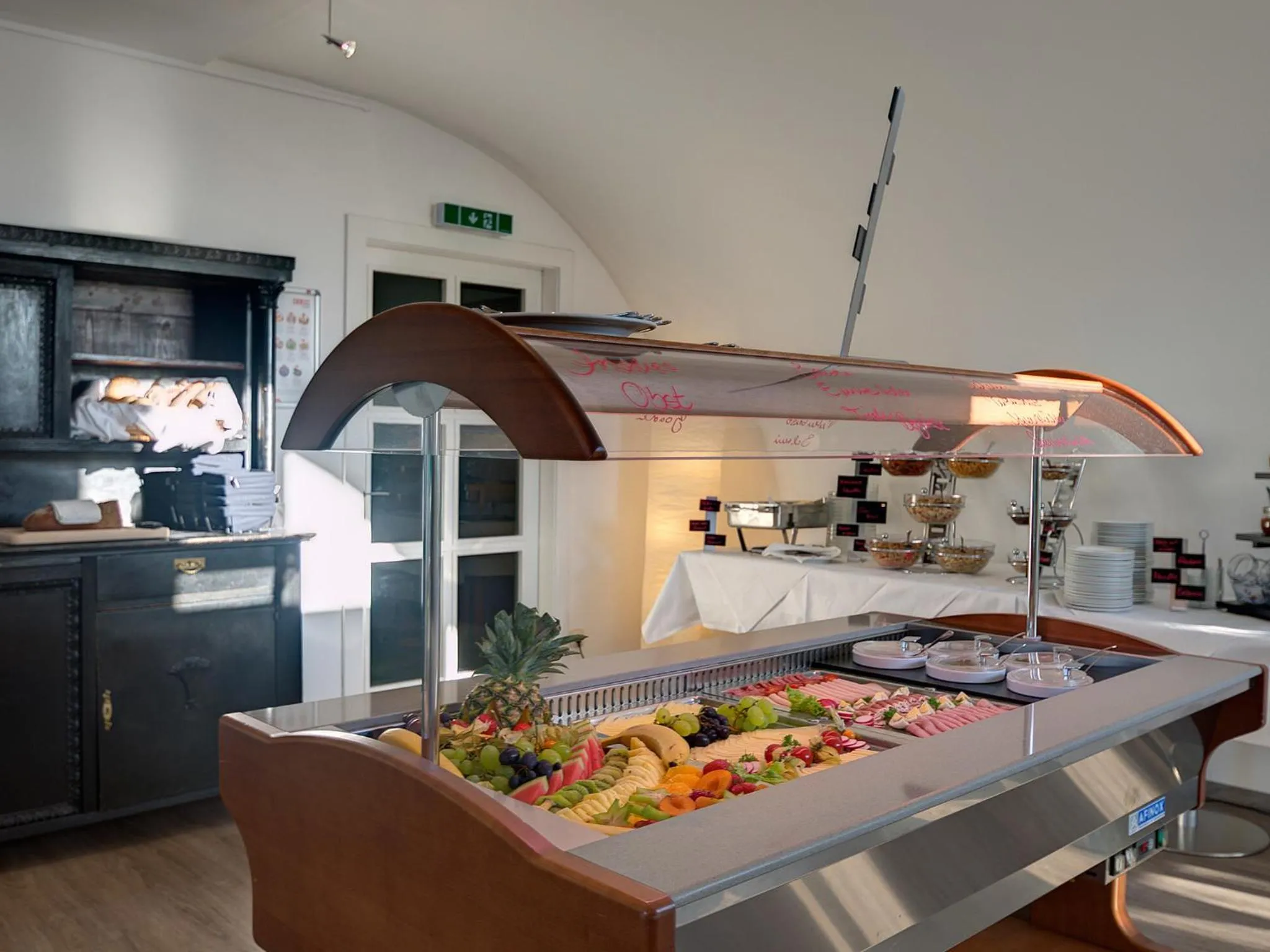 Food in Skycity Hotel Atrigon