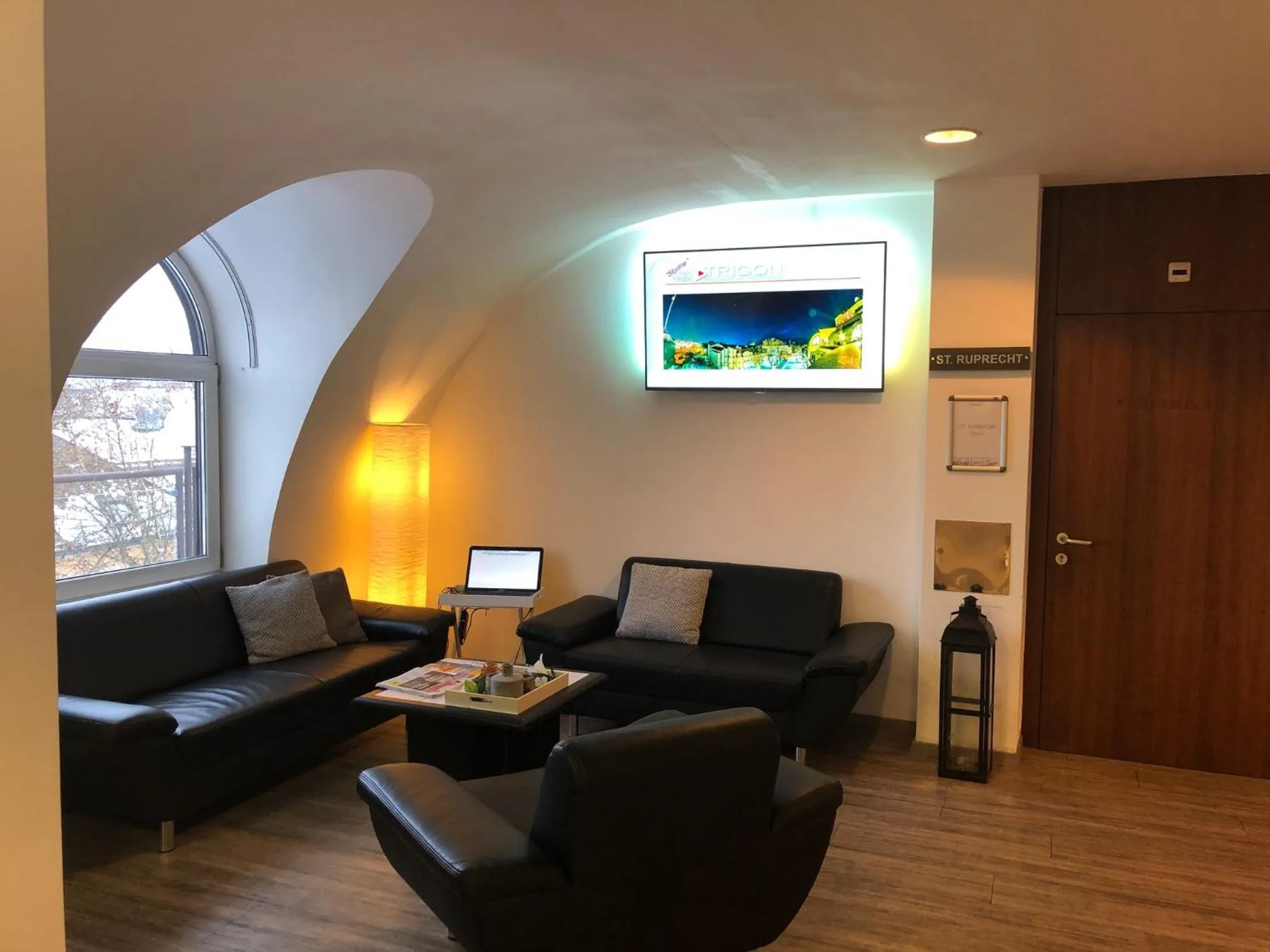 Lobby or reception in Skycity Hotel Atrigon