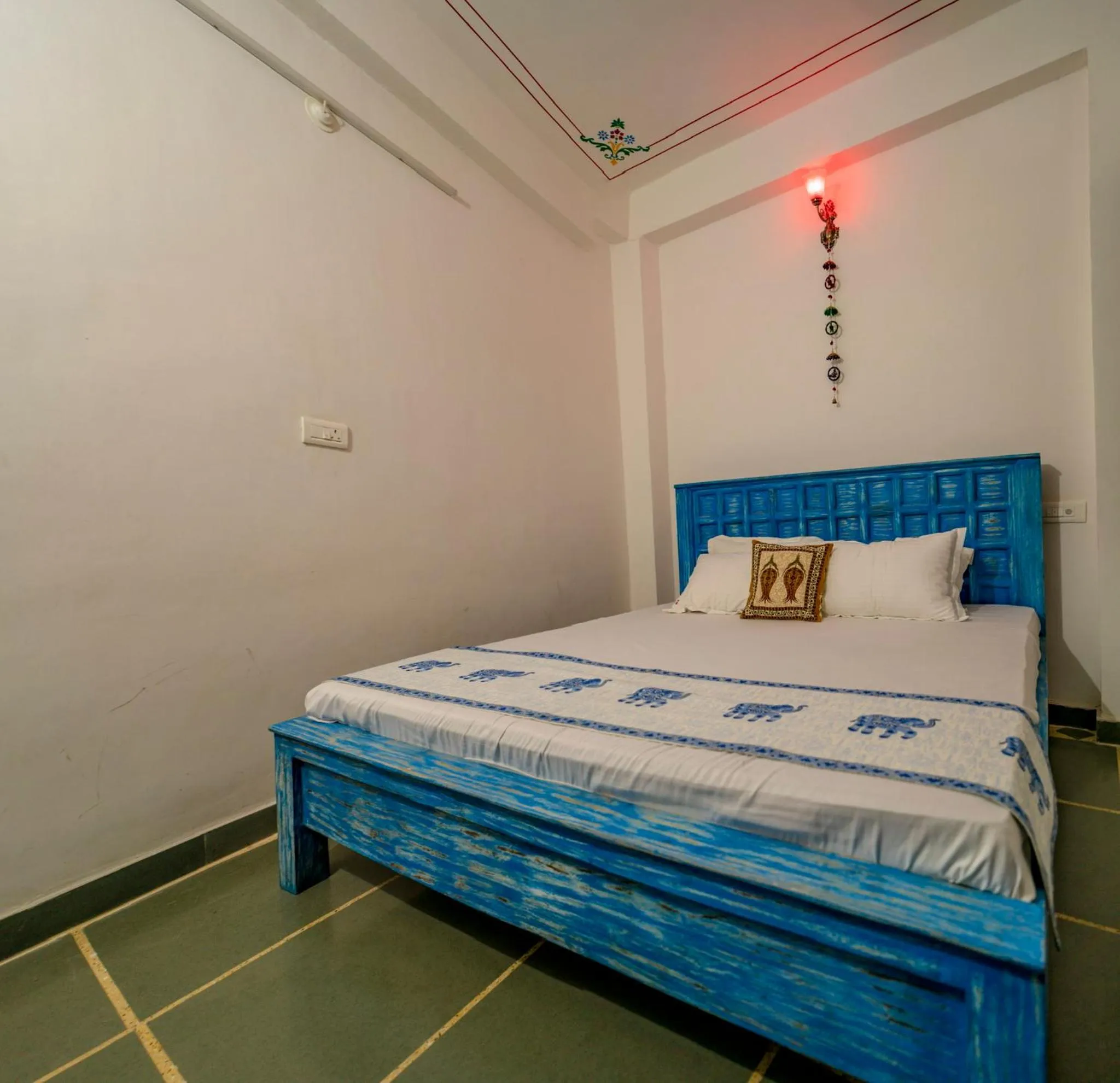 Bedroom, Bed in Soham Haveli Udaipur