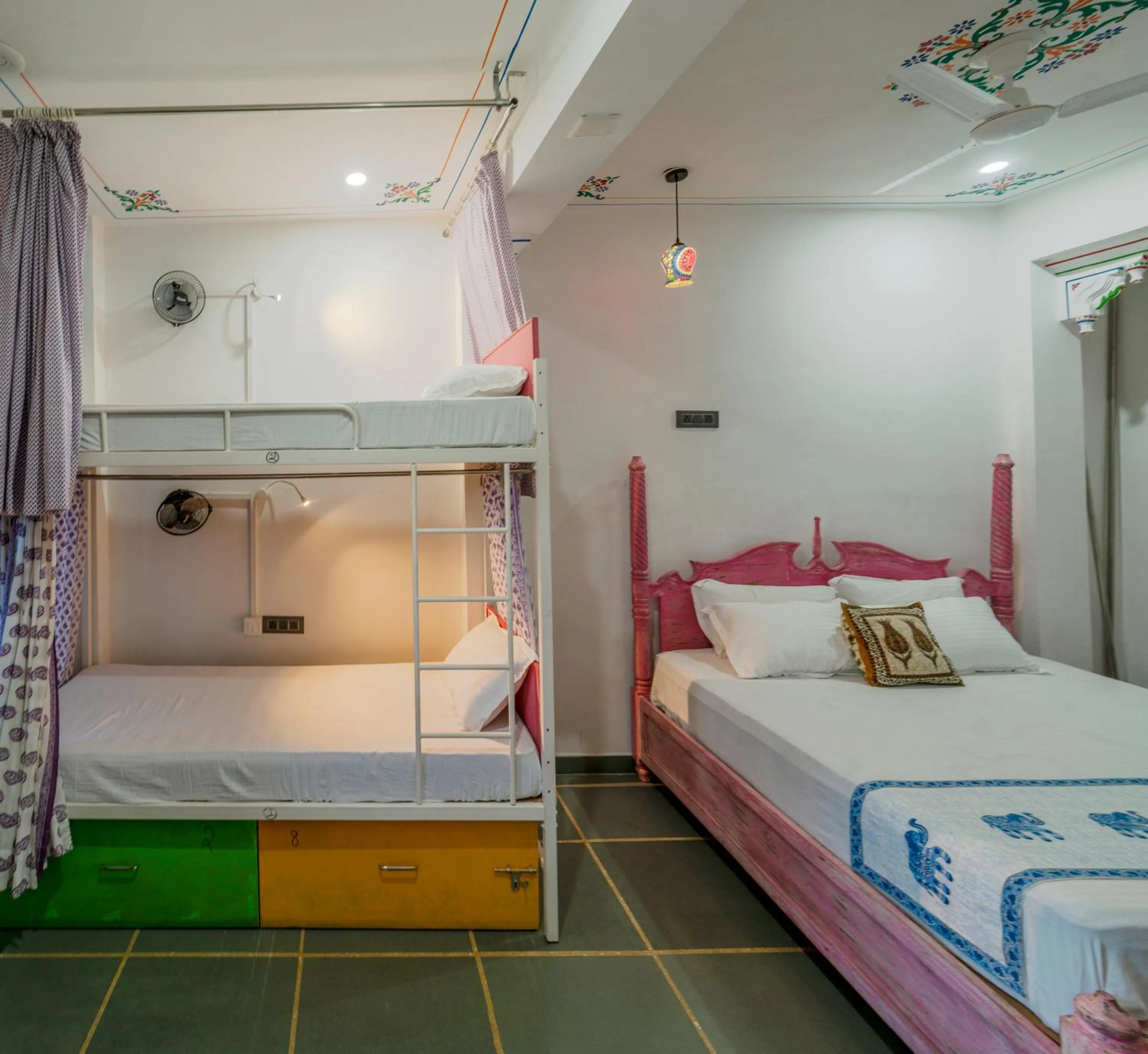 Bed in Soham Haveli Udaipur