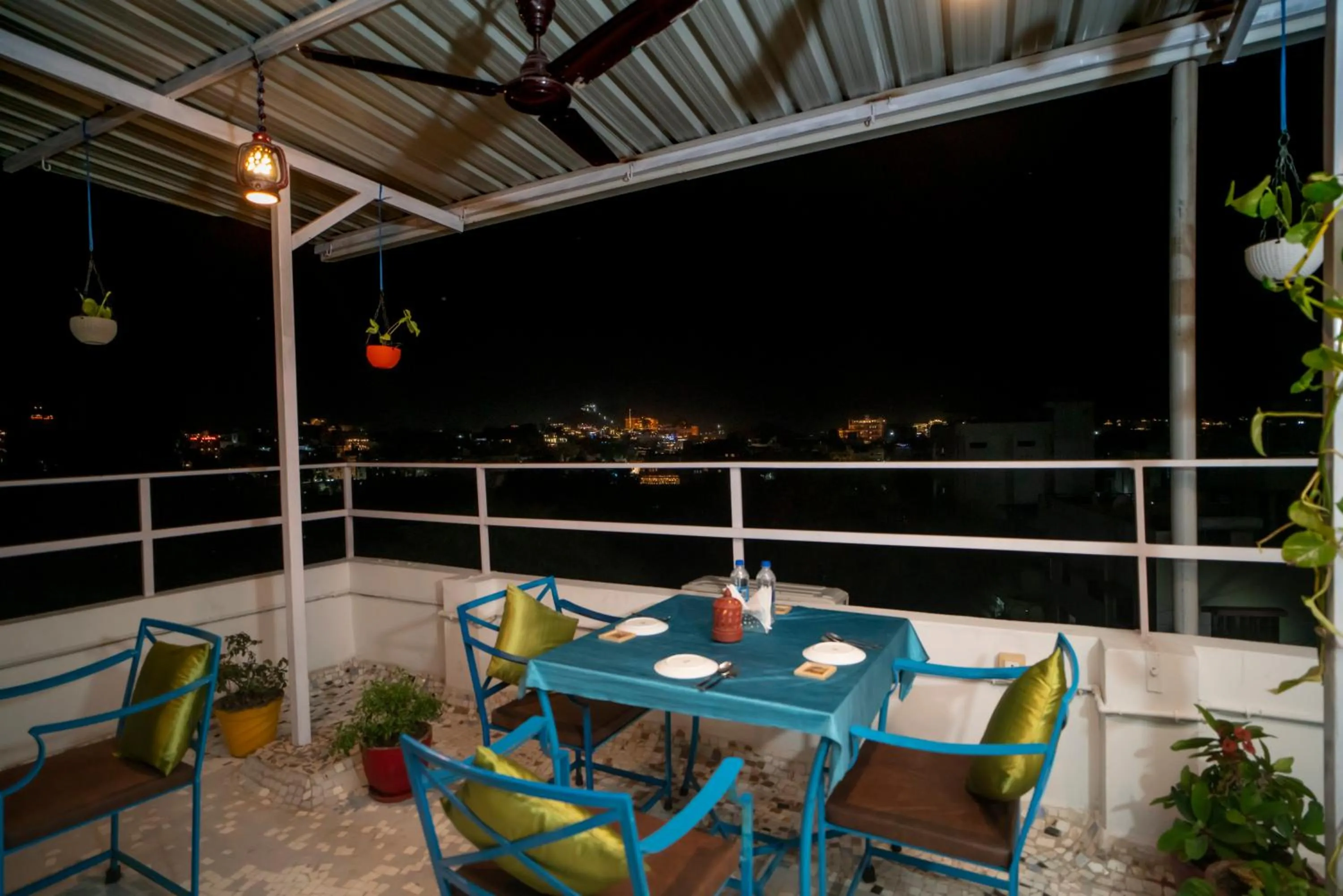 Restaurant/places to eat in Soham Haveli Udaipur