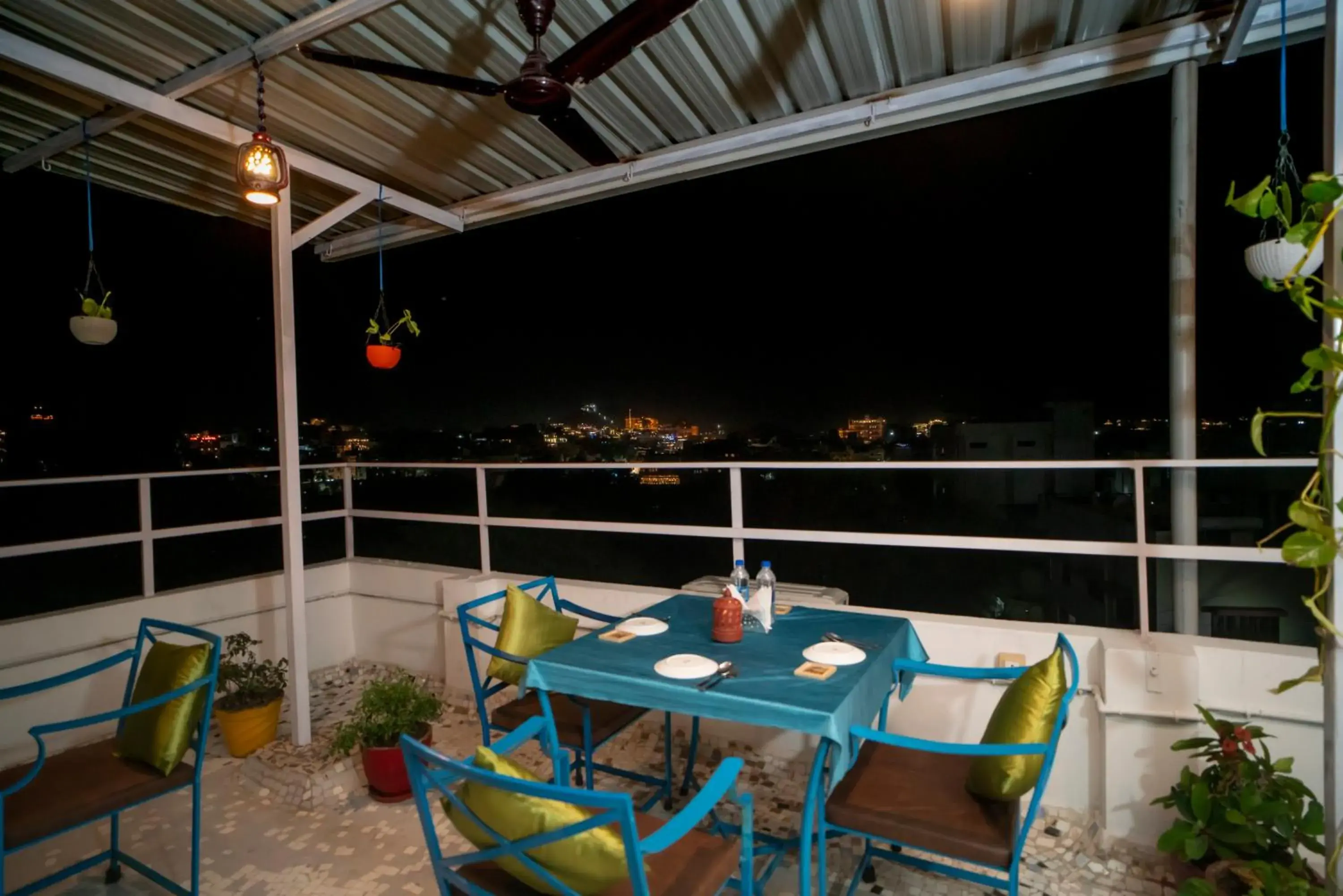 Restaurant/places to eat in Soham Haveli Udaipur Restaurant/places to eat in Soham Haveli Udaipur