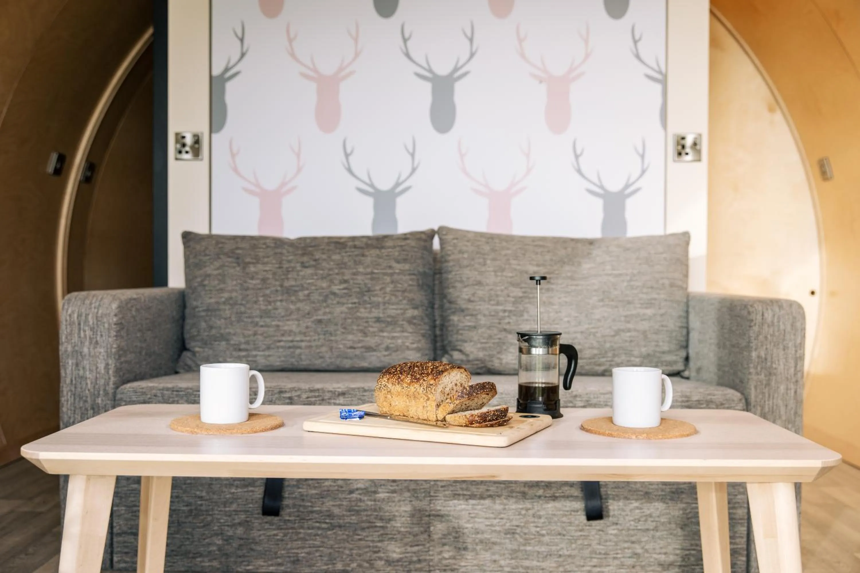 Coffee/tea facilities in Cardross Estate Glamping Pods