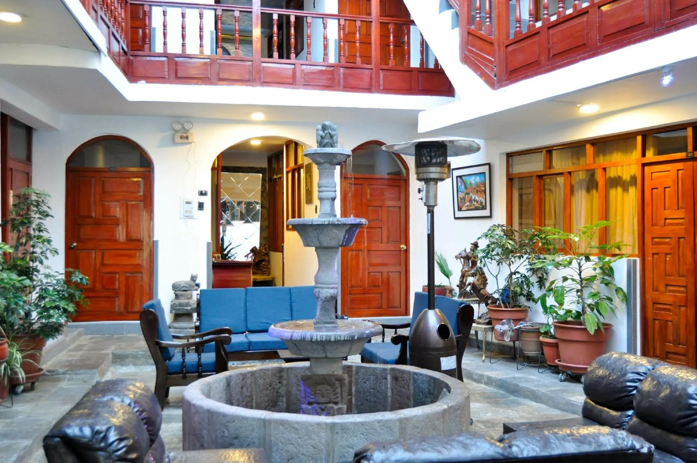 Patio in Hotel Choquequirao