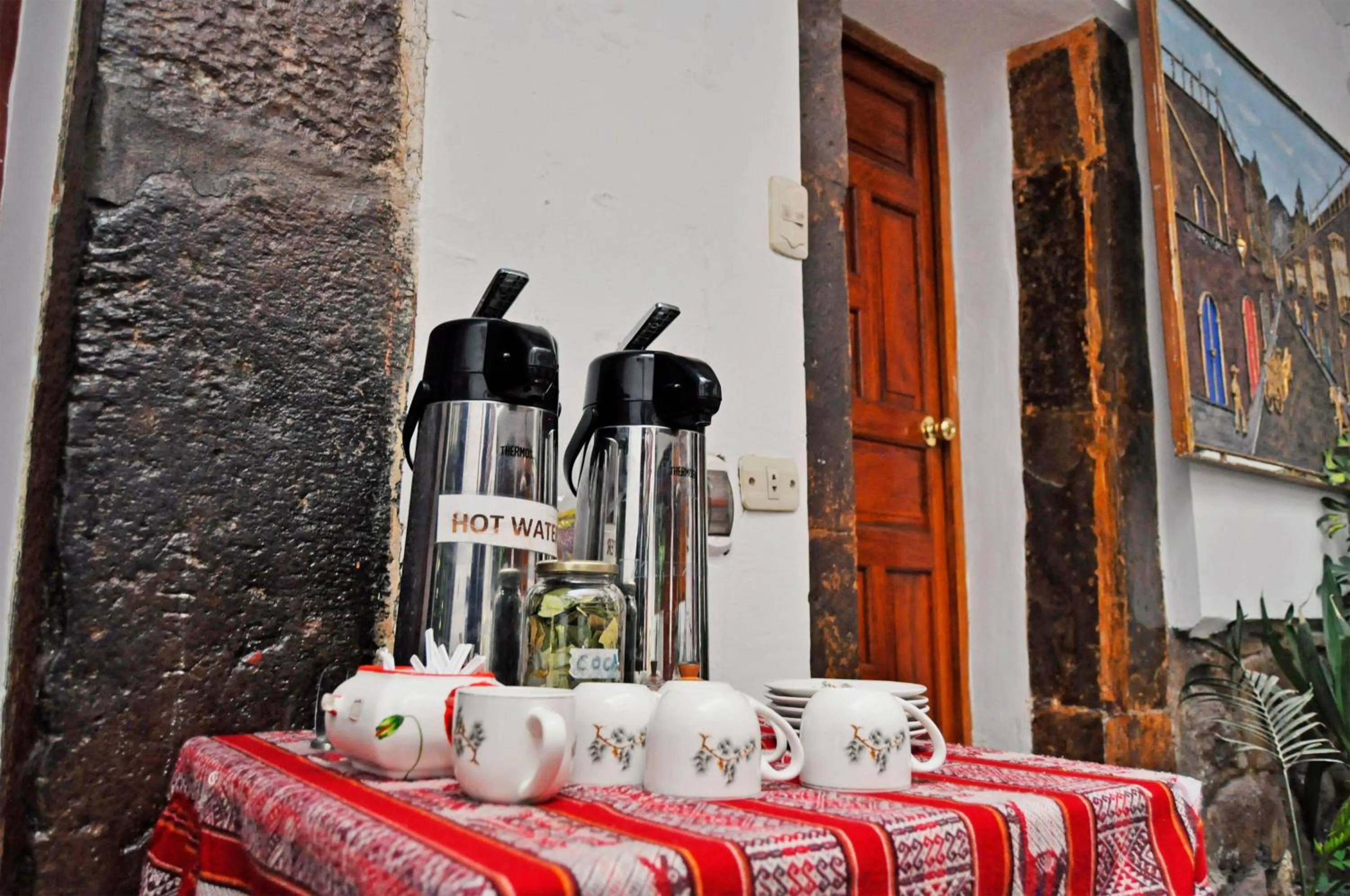 Coffee/tea facilities in Hotel Choquequirao