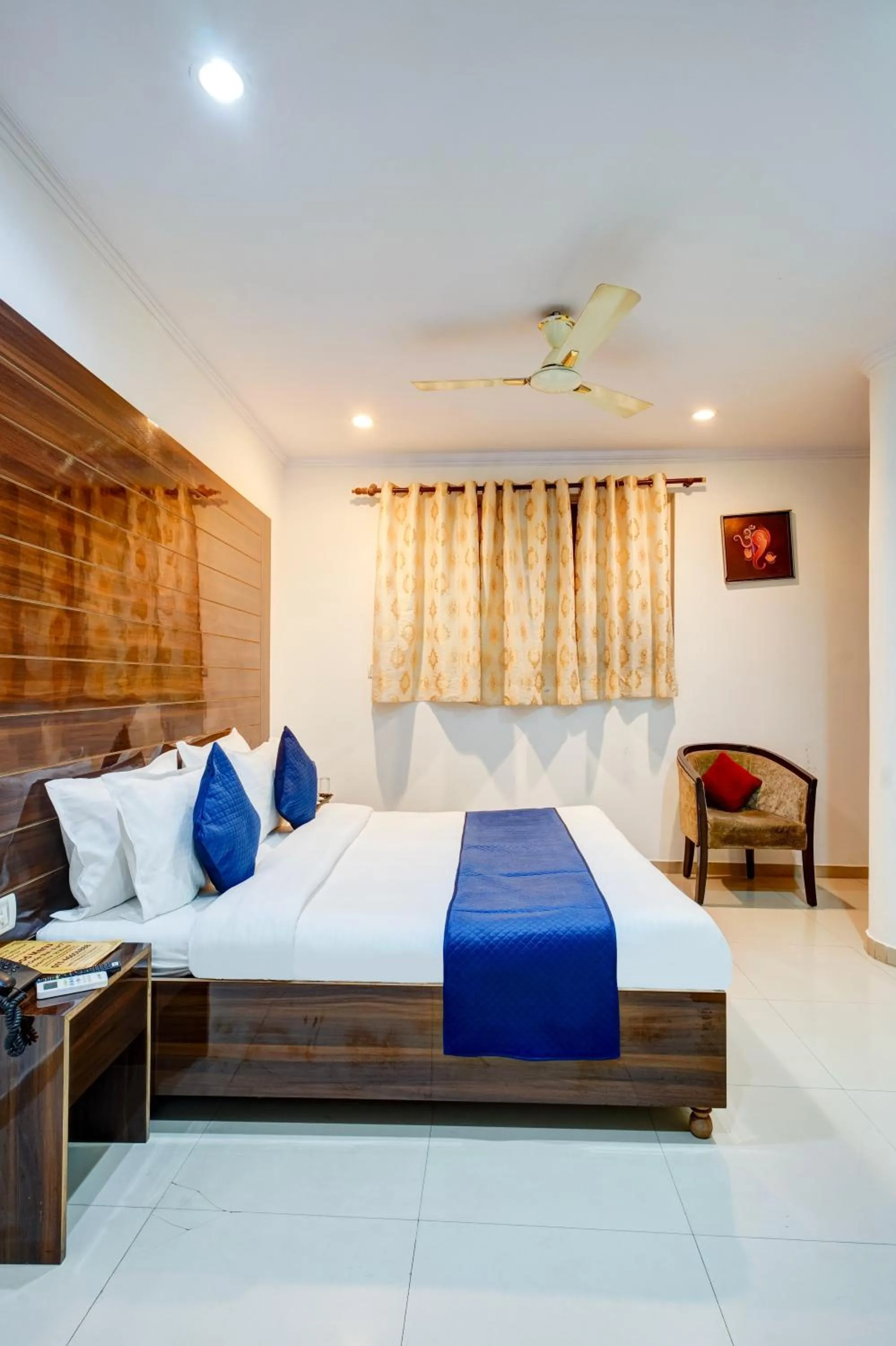 Bed in New Delhi Hotel Citizen