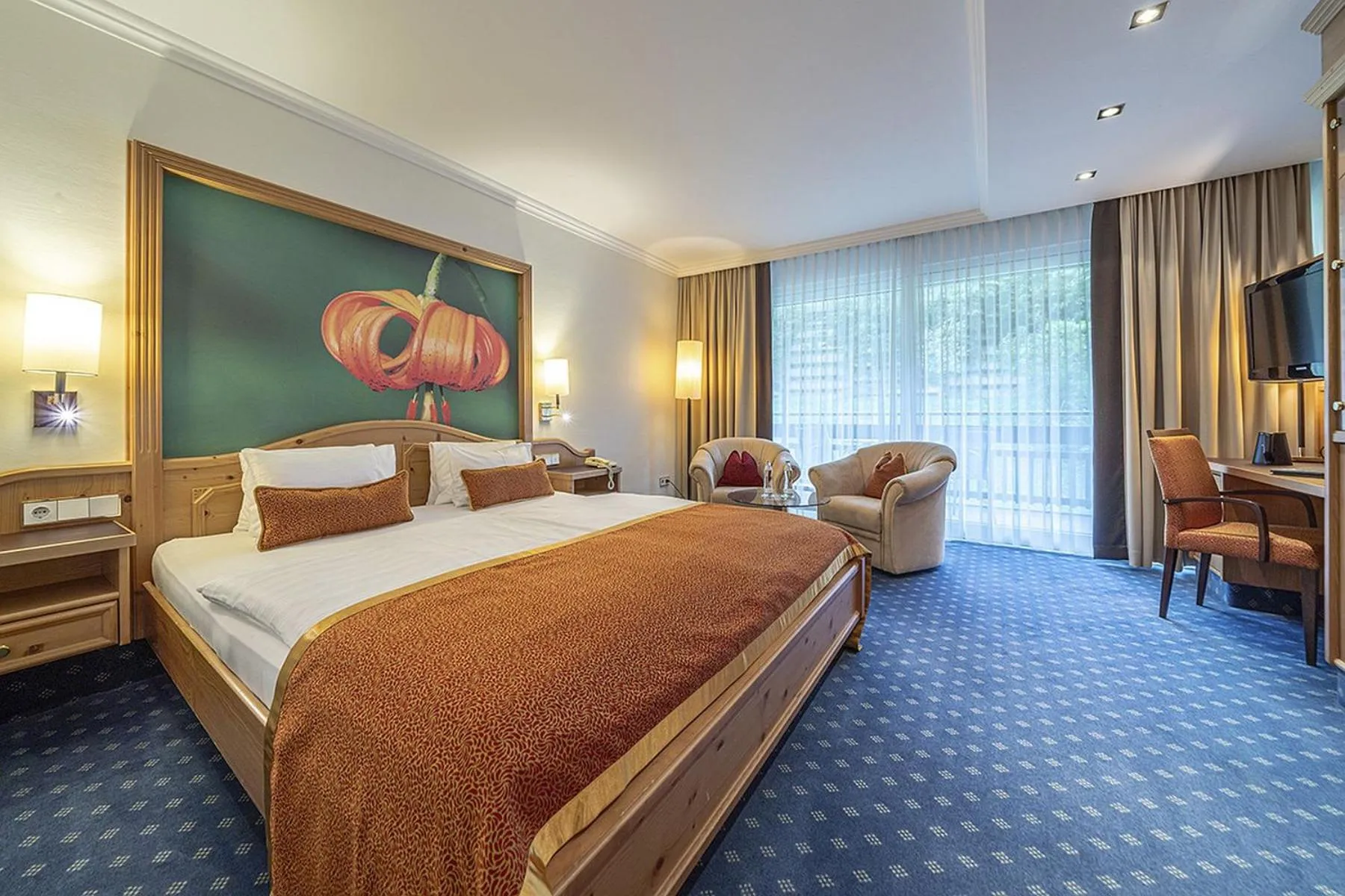 Photo of the whole room, Bed in EUROPÄISCHER HOF Bad Gastein