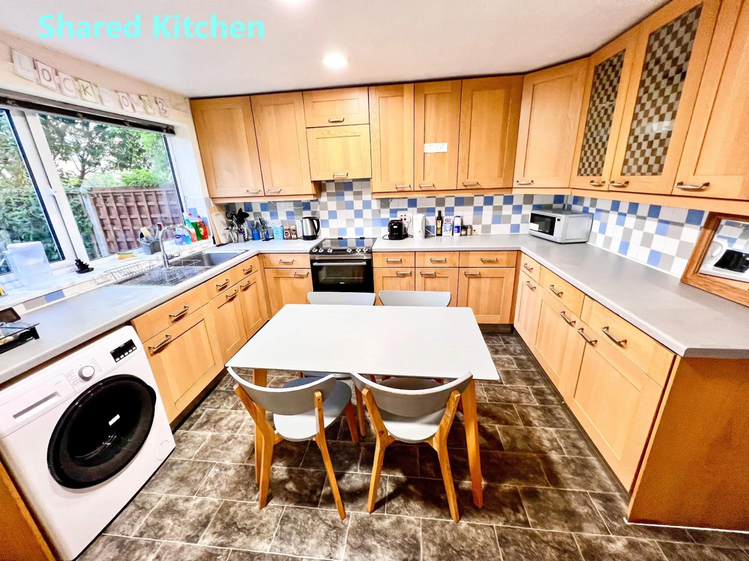 Kitchen or kitchenette in Central Palace - Excellent Stay in London Zone 1