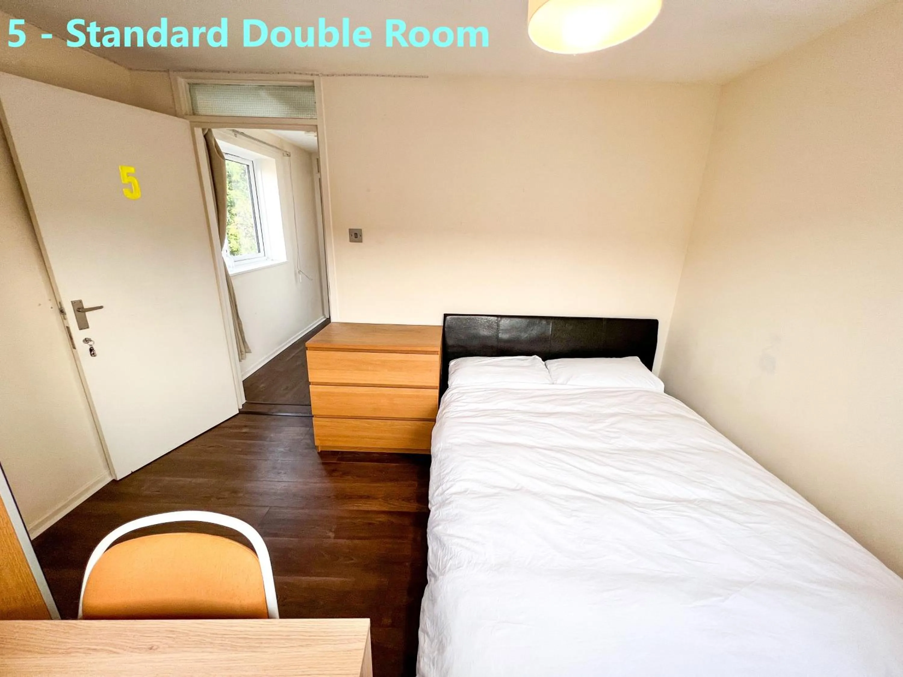 Bed in Central Palace - Excellent Stay in London Zone 1