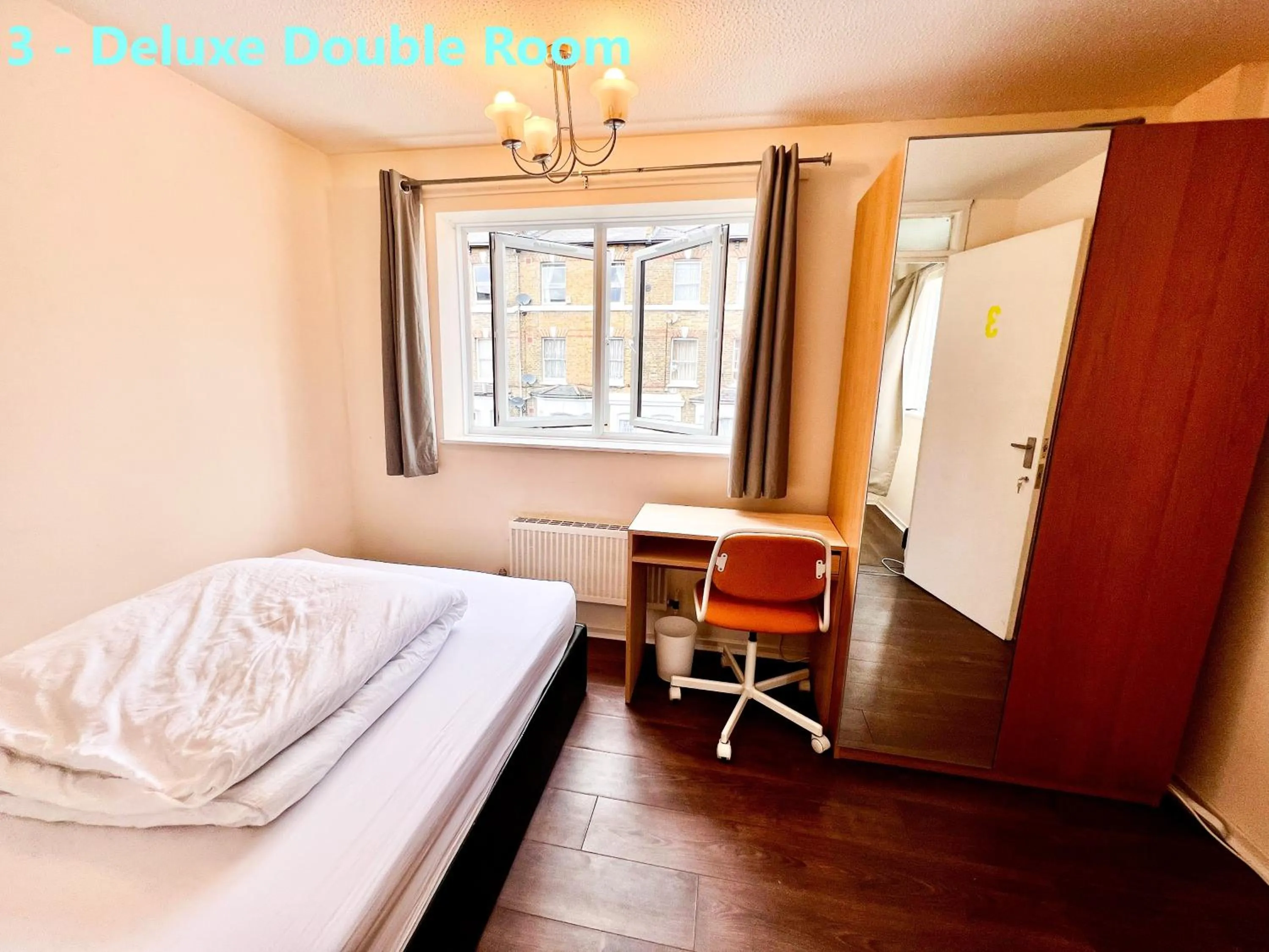 Bed in Central Palace - Excellent Stay in London Zone 1