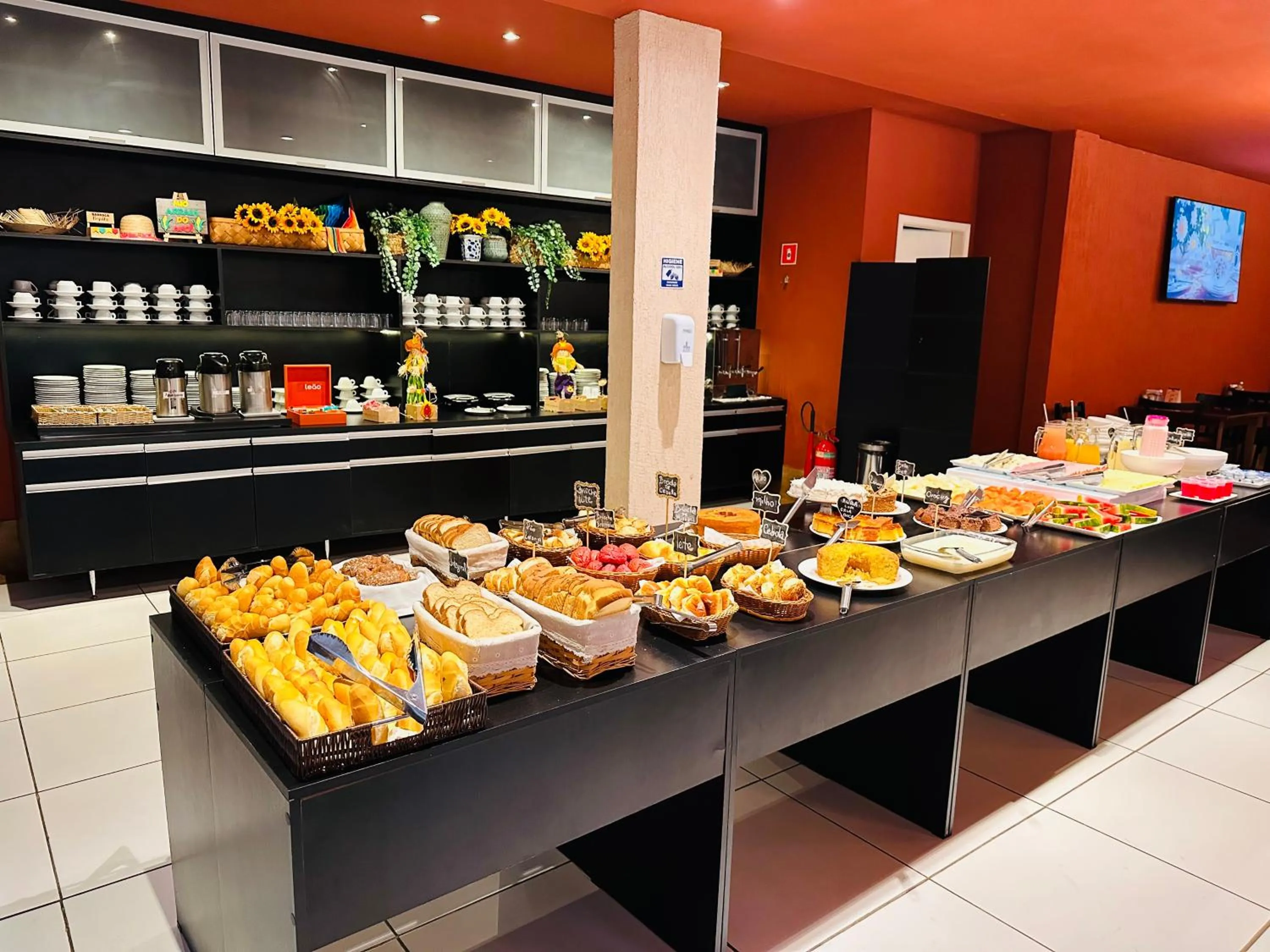 Breakfast in Hotel Vila Suíça 1818