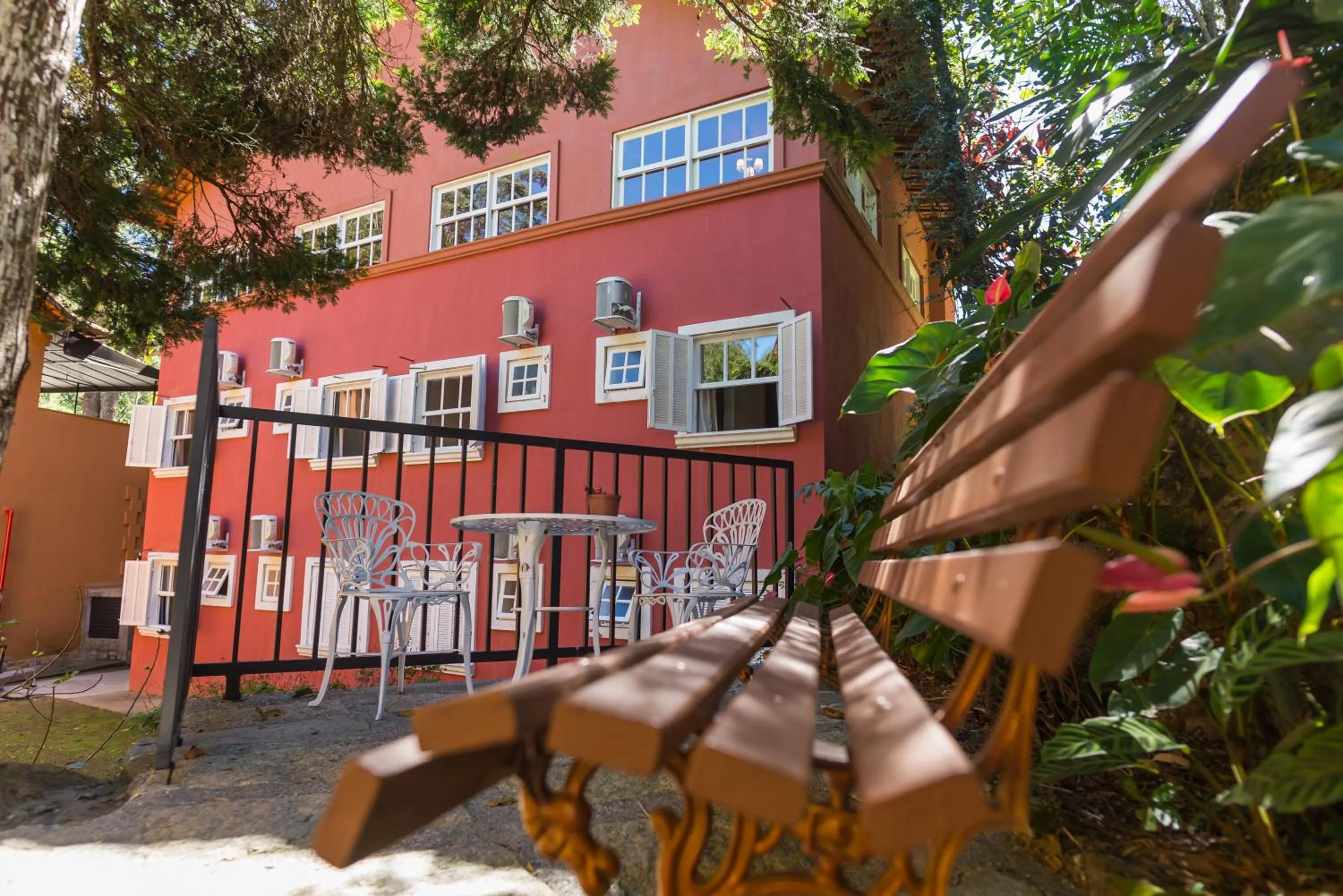 Property building in Hotel Vila Suíça 1818