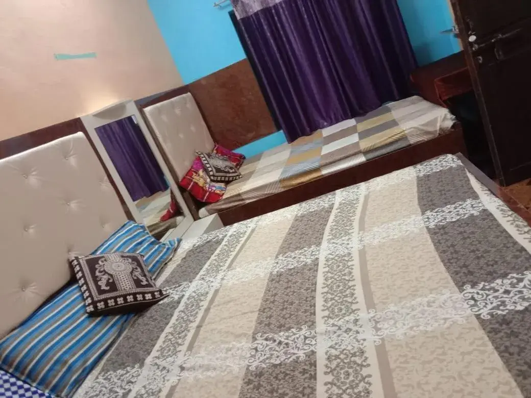 Deluxe Family Room in Maa Vaishno Guest House Deluxe Family Room in Maa Vaishno Guest House