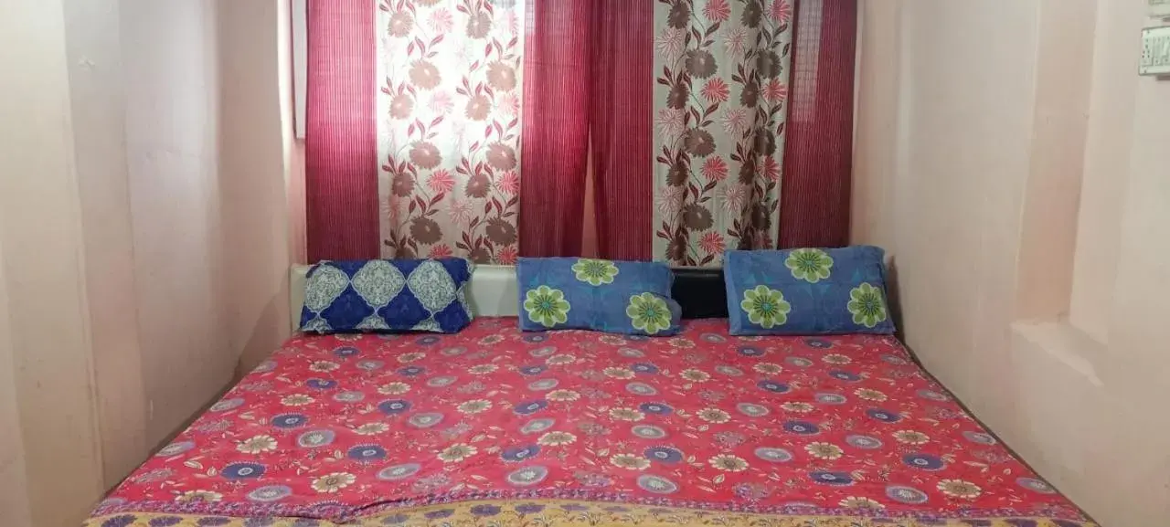 Bed in Maa Vaishno Guest House Bed in Maa Vaishno Guest House