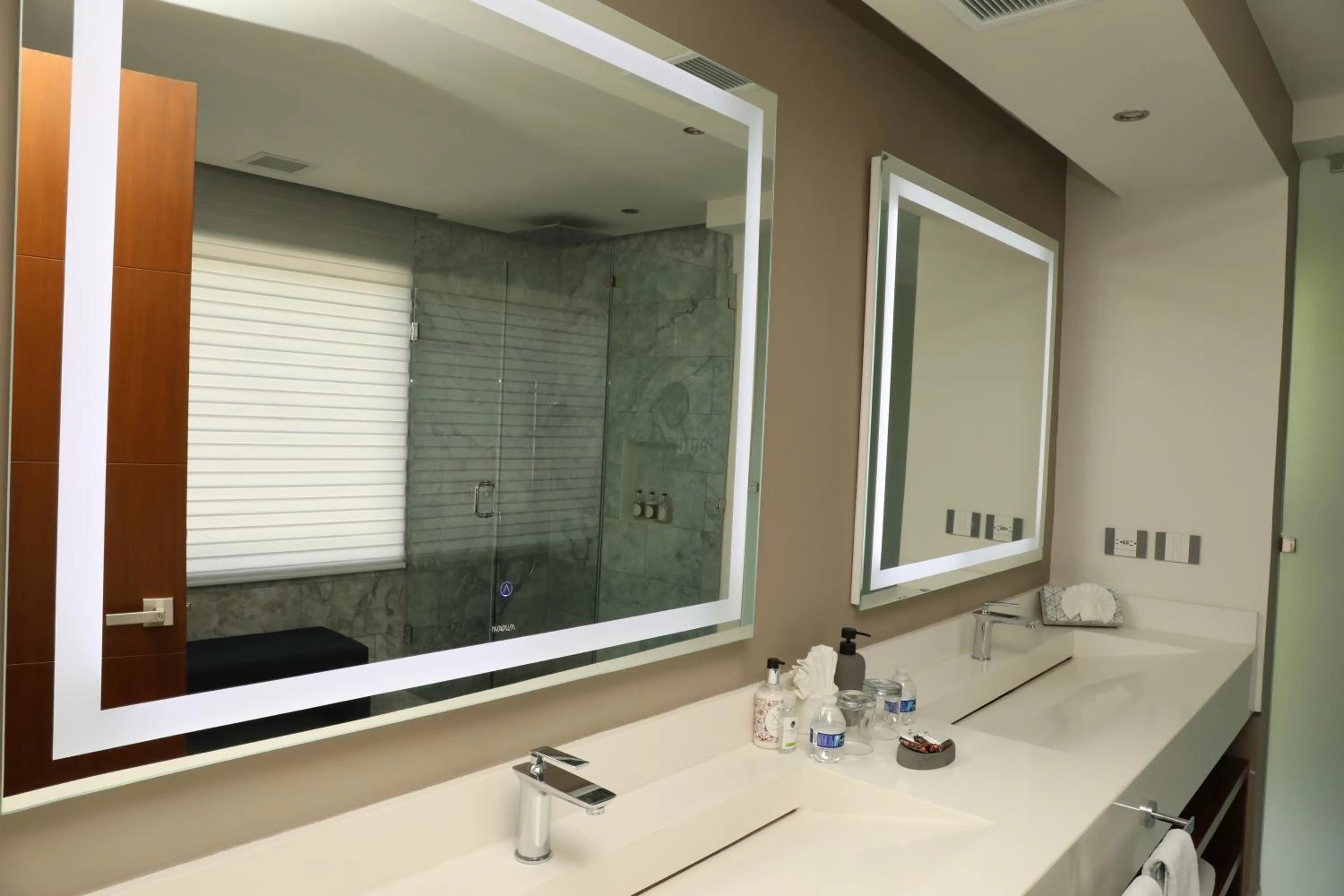 Bathroom in Panther Bay Boutique Hotel