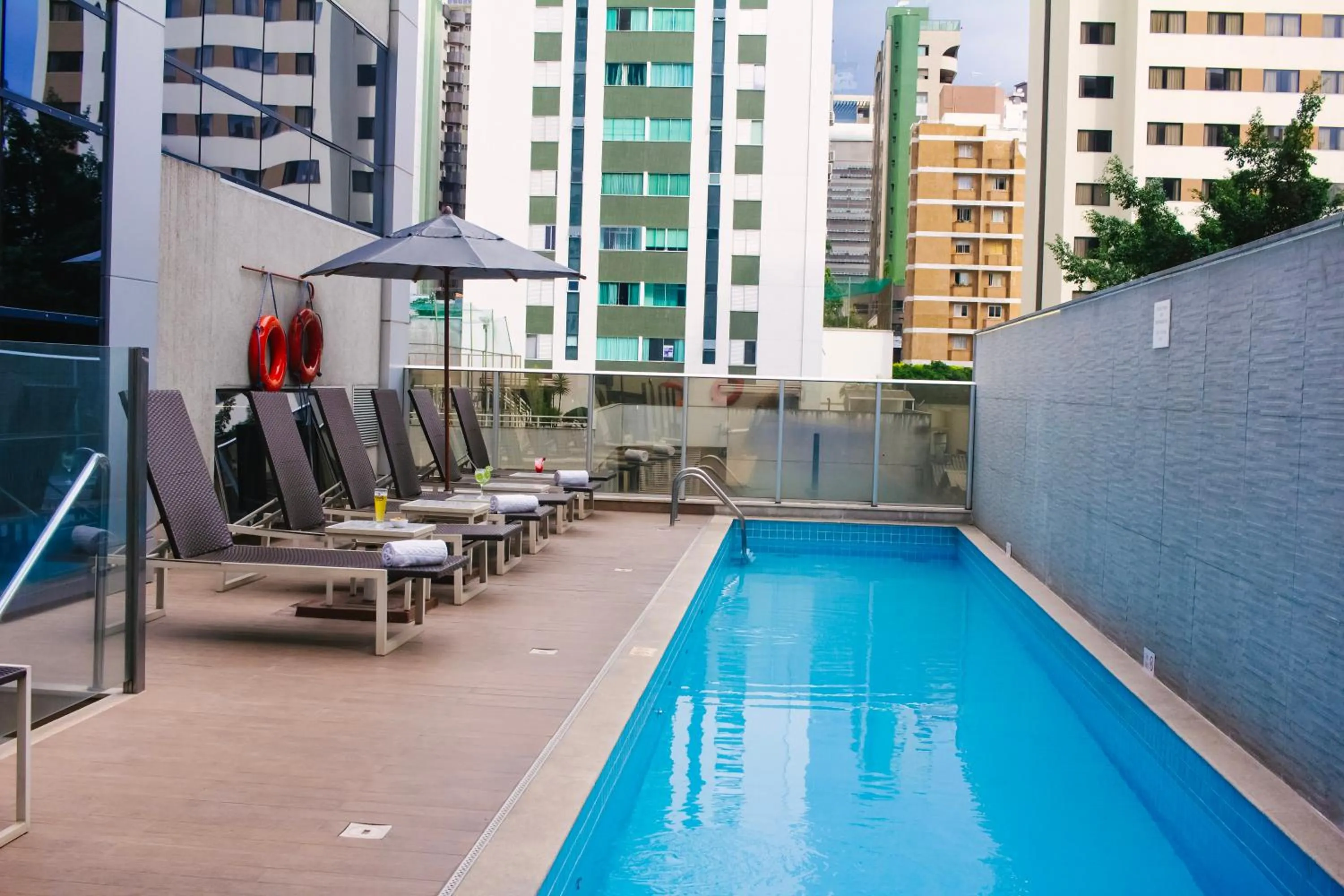 Pool view in Holiday Inn Belo Horizonte Savassi by IHG