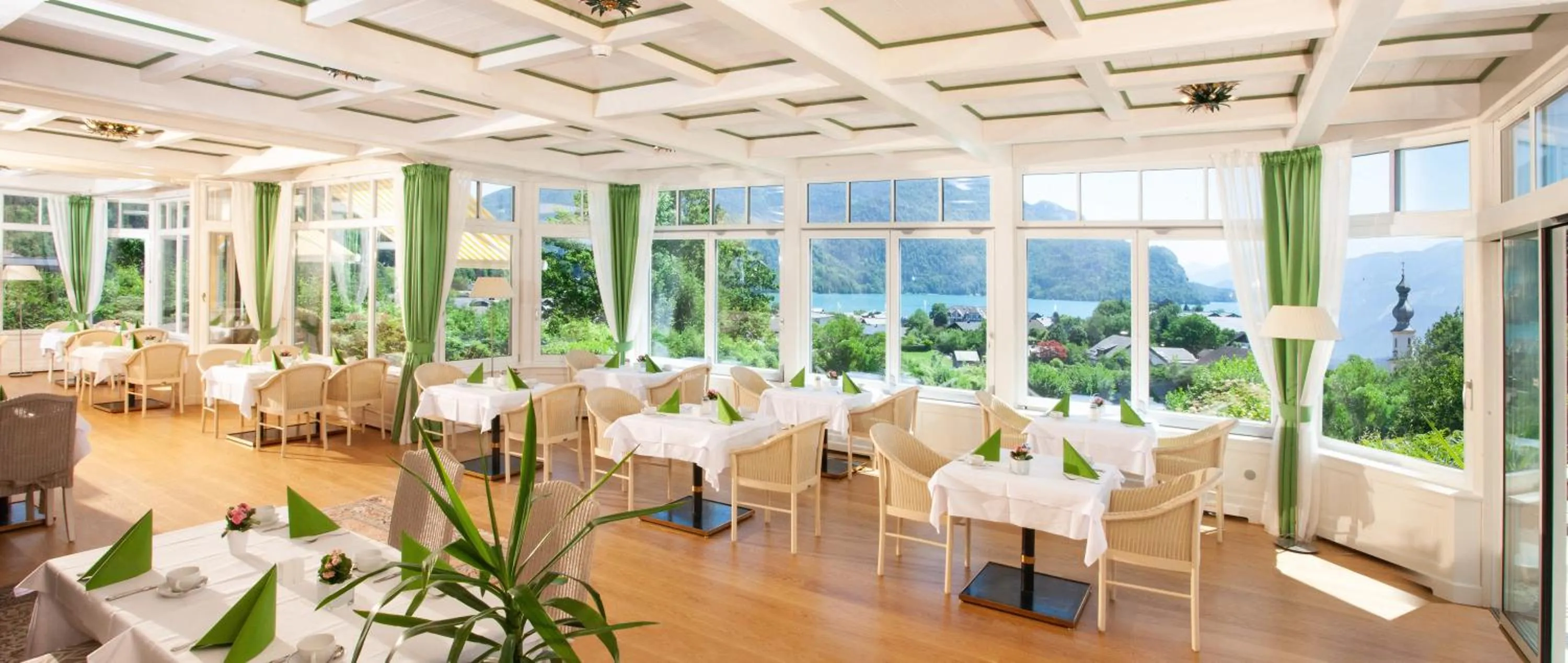 Restaurant/places to eat in Hotel Hollweger