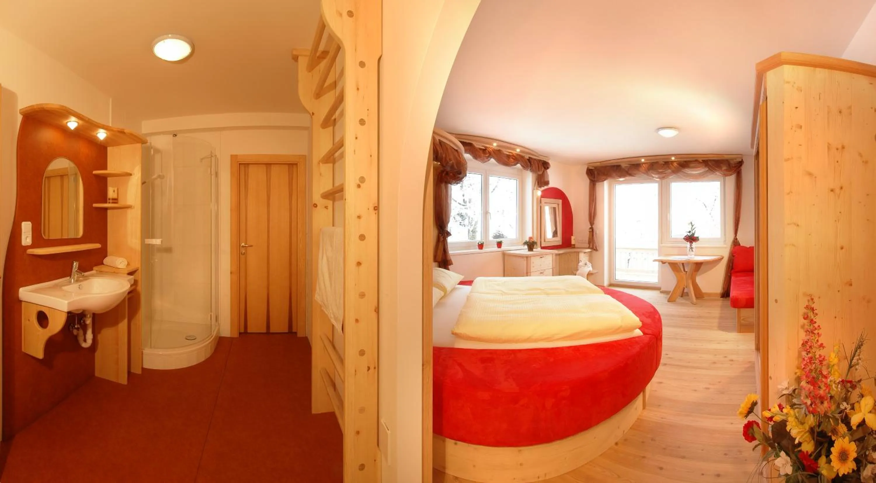 Photo of the whole room, Bed in Bed & Breakfast Landhaus Strasser